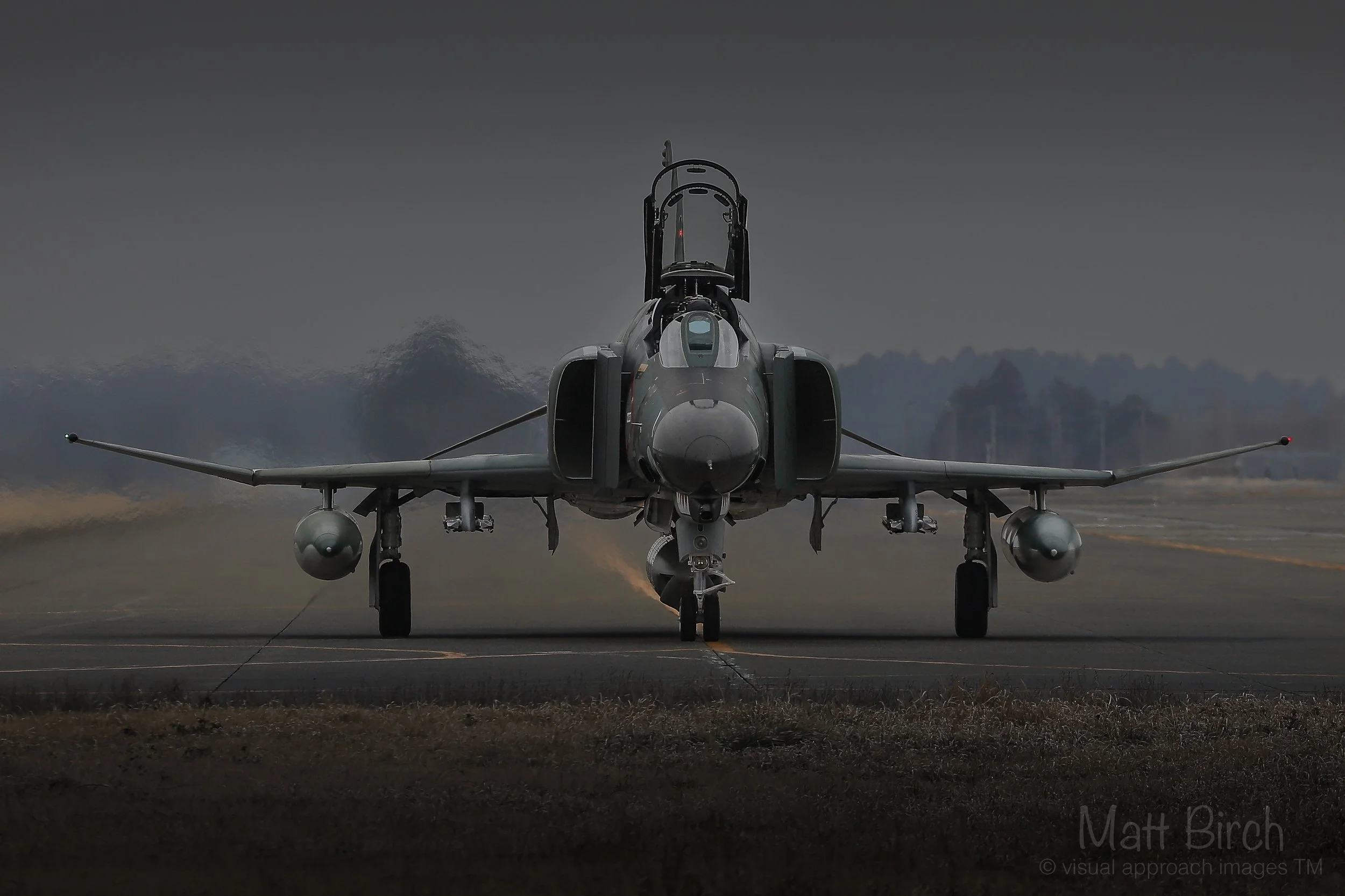 IMG_6164-F4HEADON-EDIT-SIG-.jpg