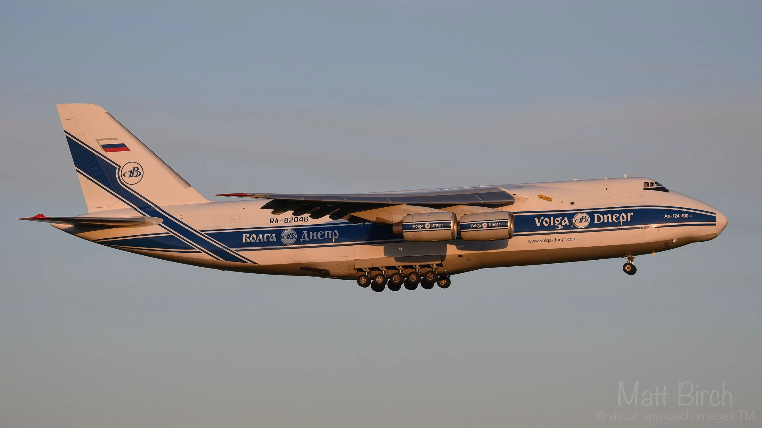 RA82046-EDIT-SIG-5K-751-1378.jpg