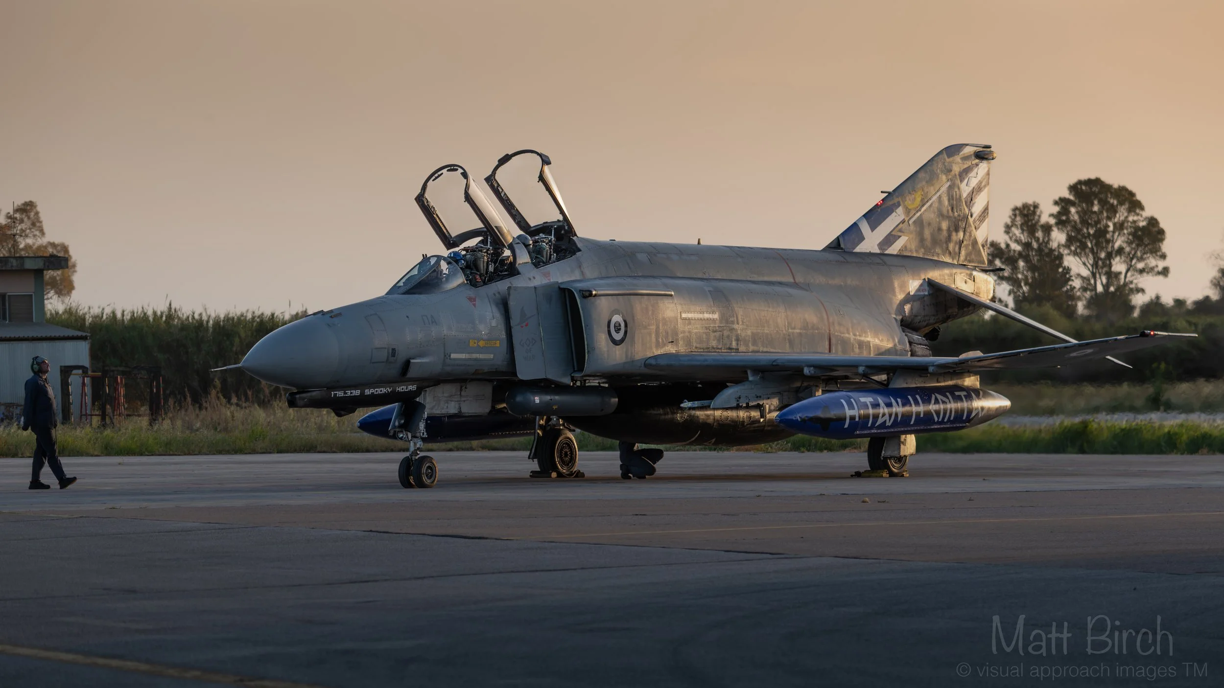 f4-edit-sig-851-5k-4665.jpg