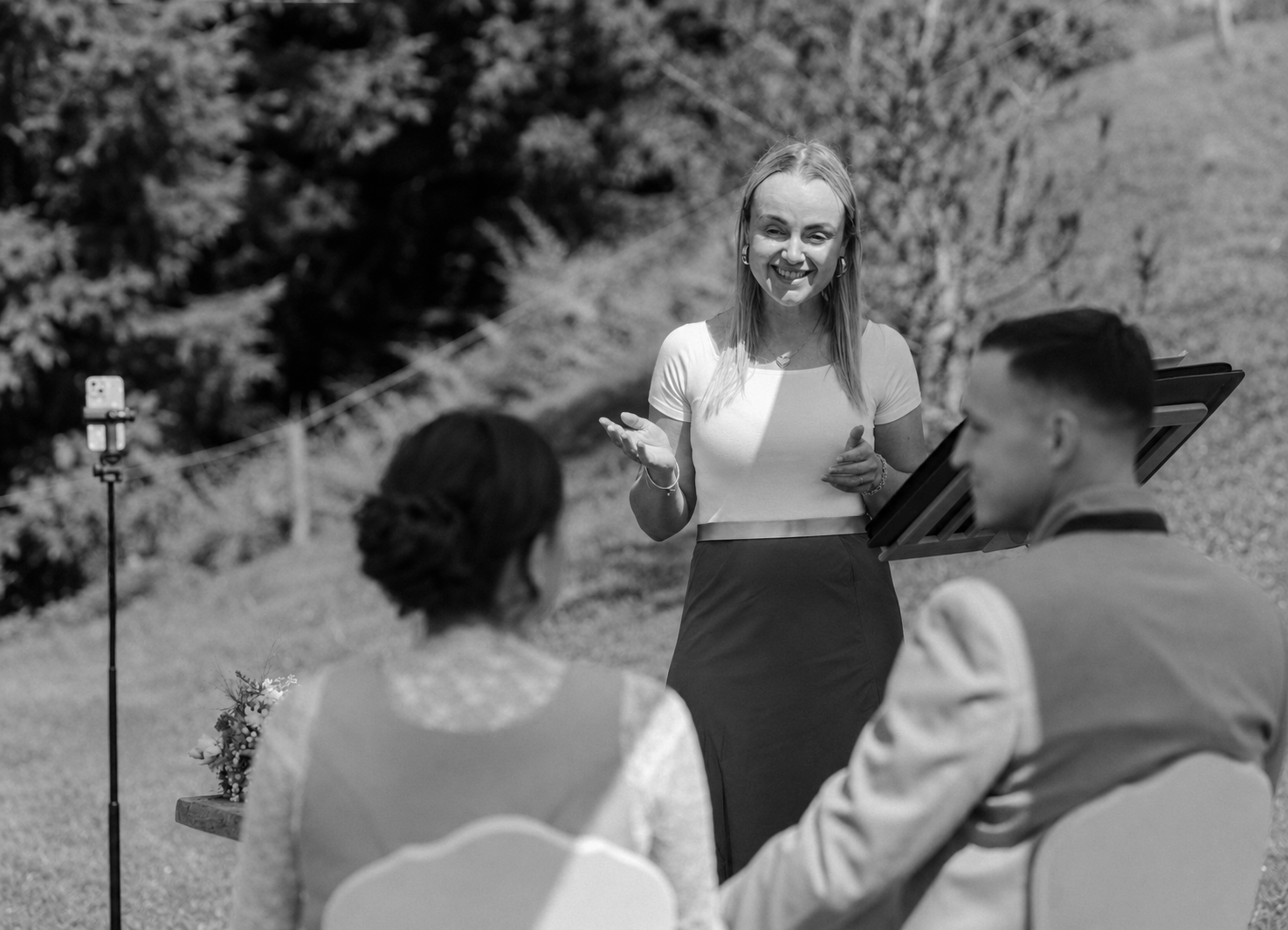 Freie Rednerin Eva Maria Dellago Hochzeiten Trauerfeiern Kinderwillkommensfeiern Mühlbach am Hochkönig Dienten Maria Alm Bischofshofen 