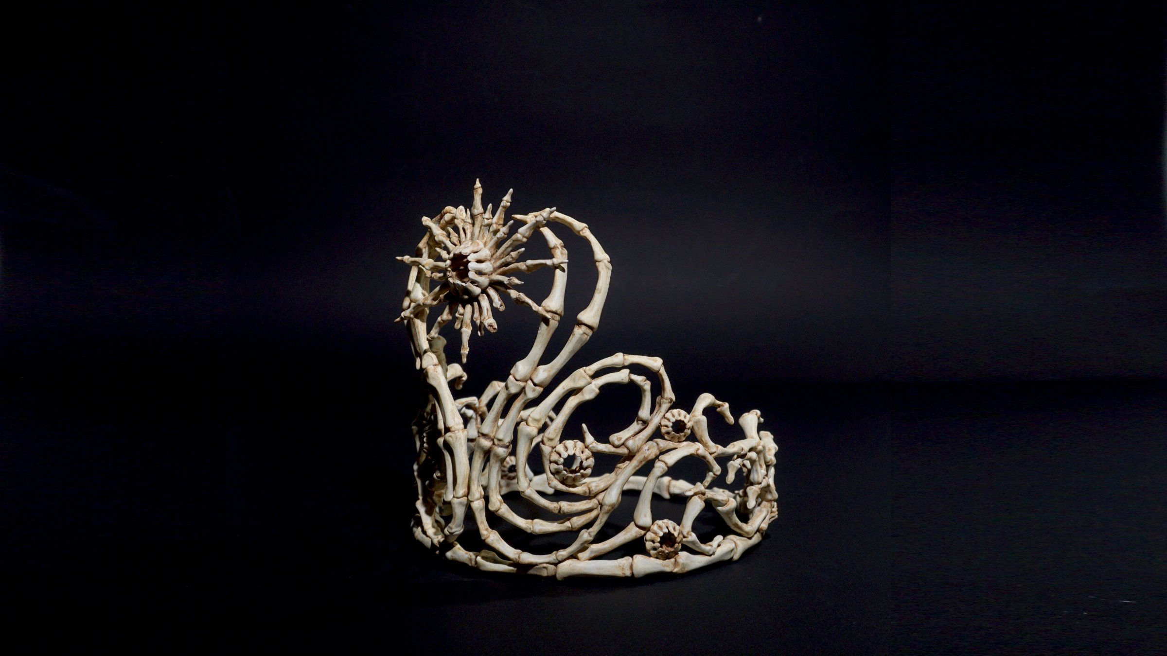 CROWN OF BEAUTY Sculpture by Ratthakorn Disjaiyen - Inspired by Lumière de l’Infini crown