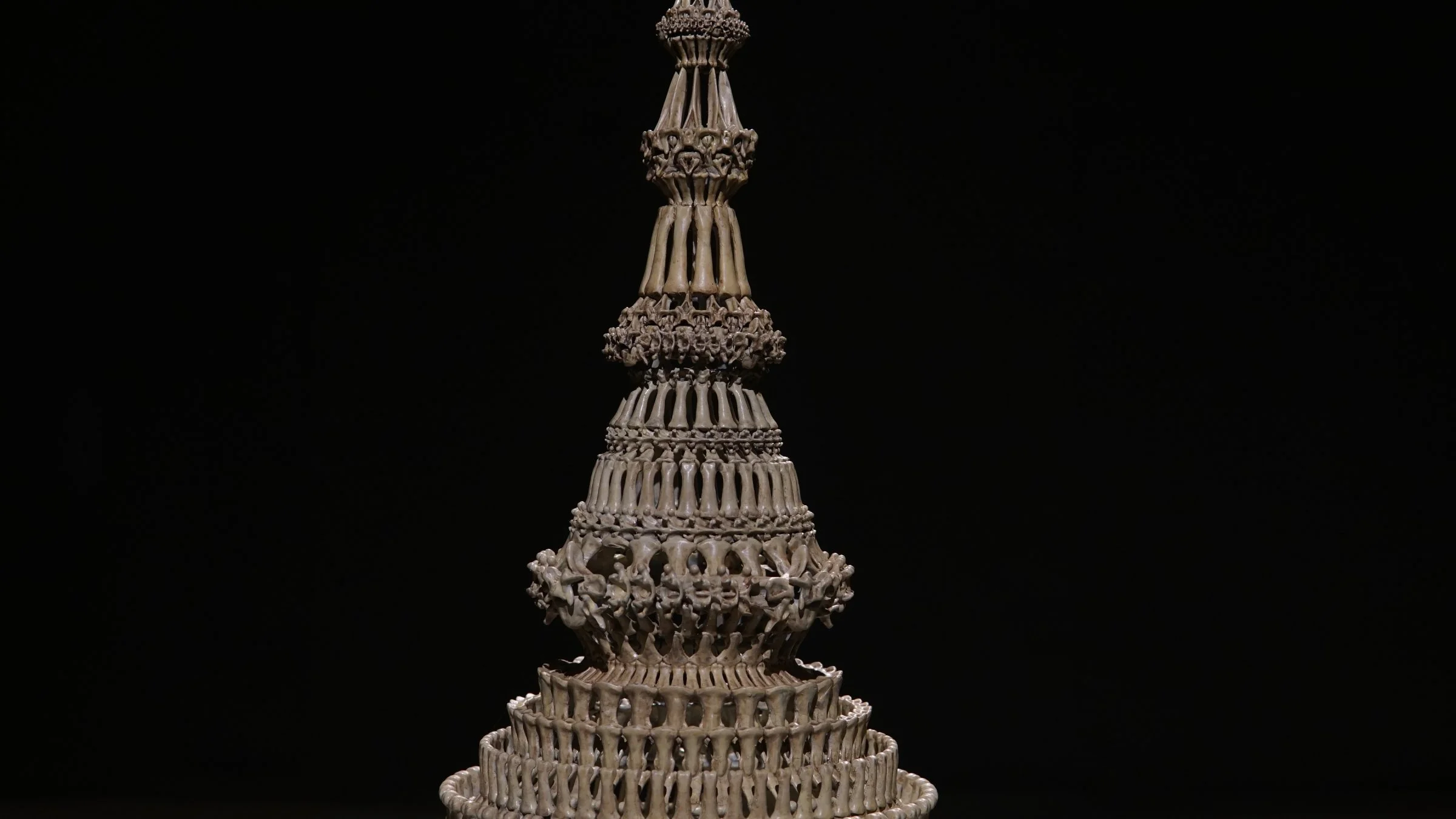 Crown of Bones sculpture by Ratthakorn Disjaiyen - detail view 2