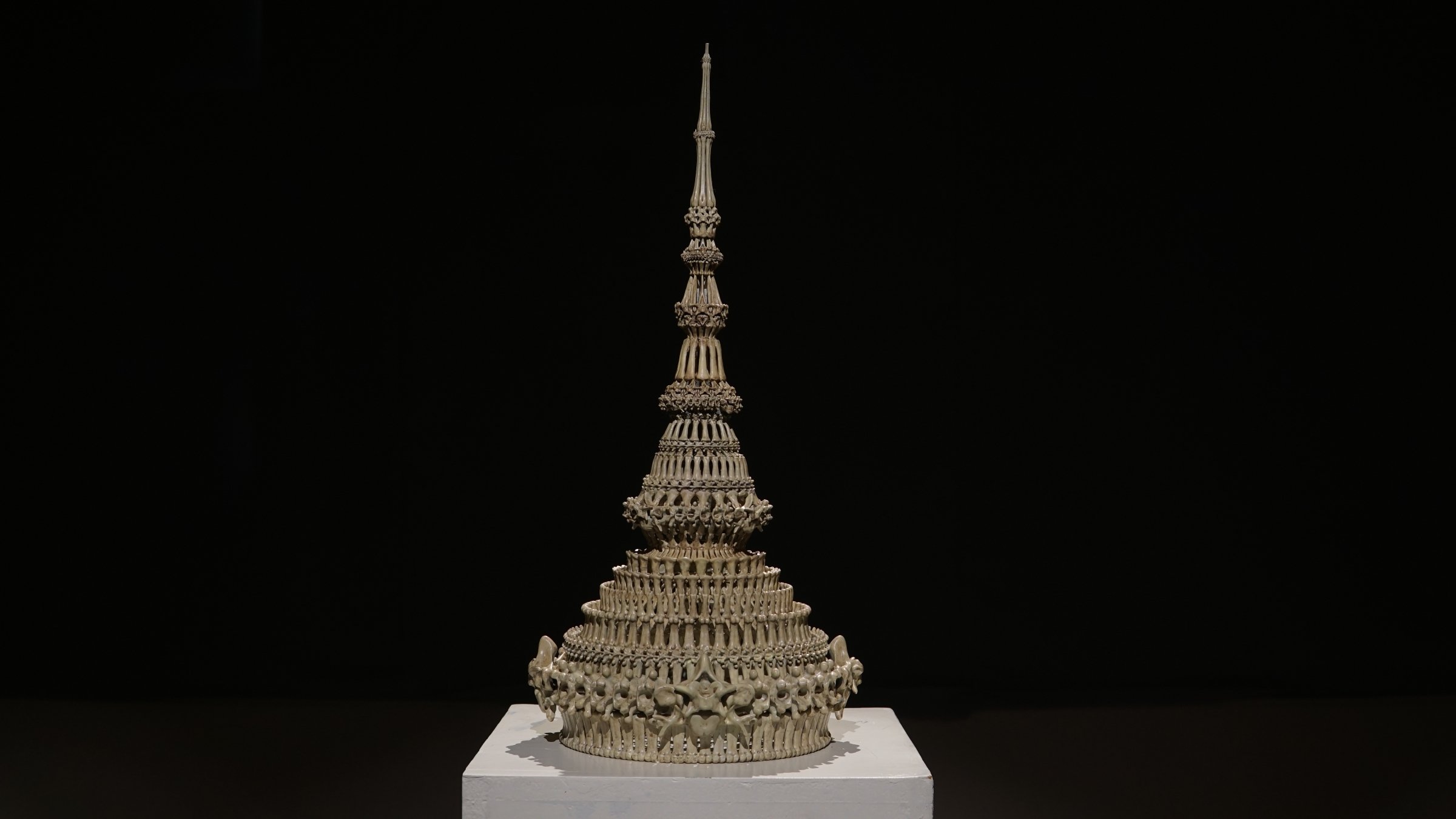 Crown of Bones sculpture by Ratthakorn Disjaiyen - back view