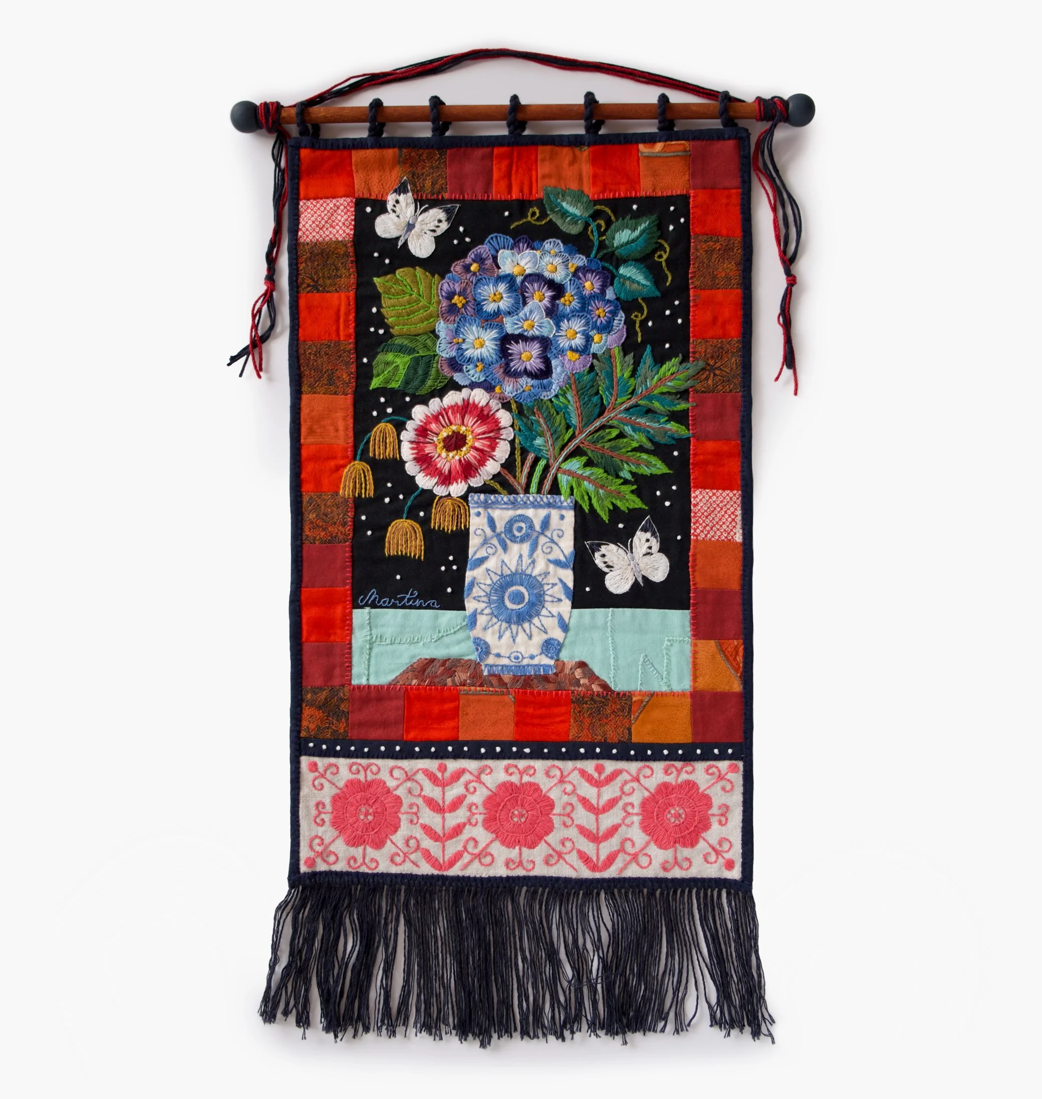 Japanese Silk & Delsbosöm

2024

Embroidery / Appliqué / Tapestry / Patchwork

30 x 60 cm