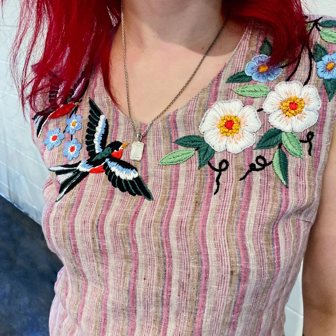 embroidery-botanical-birds-flowers-upcycle-slowfashion-craft.jpg