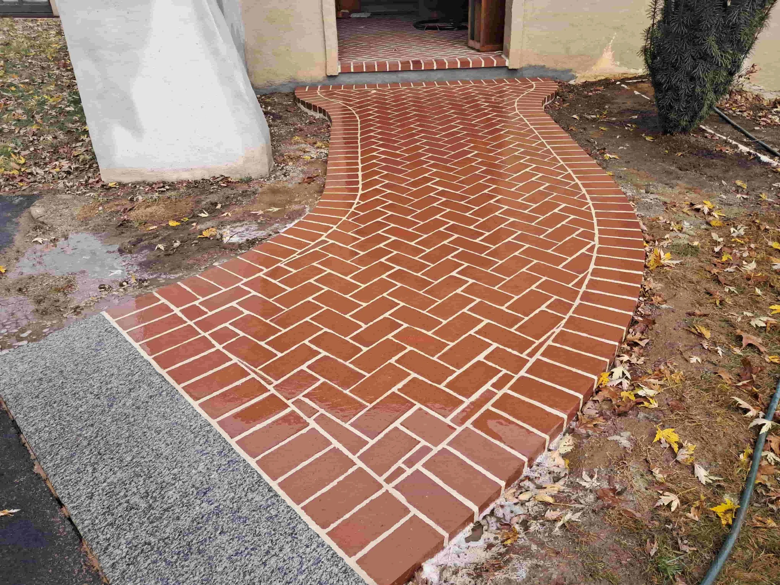 Brick-herringbone-sidewalk.-min.jpg