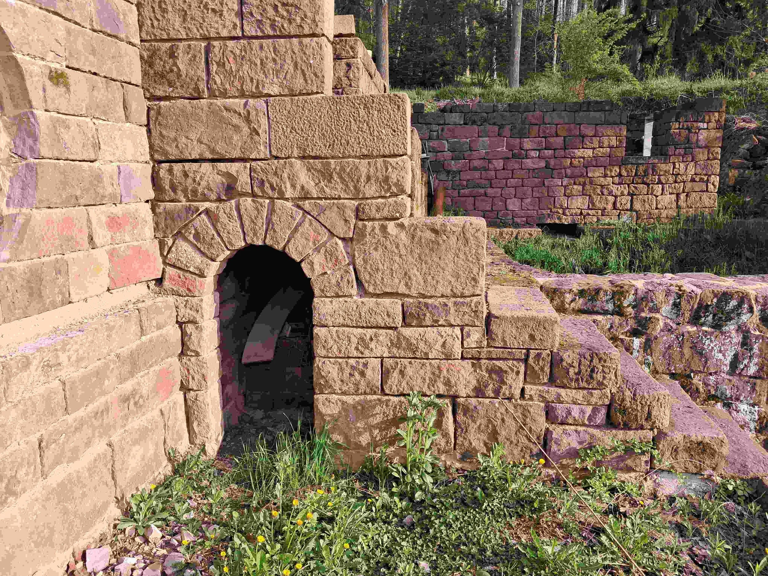 Stone step’s side view.