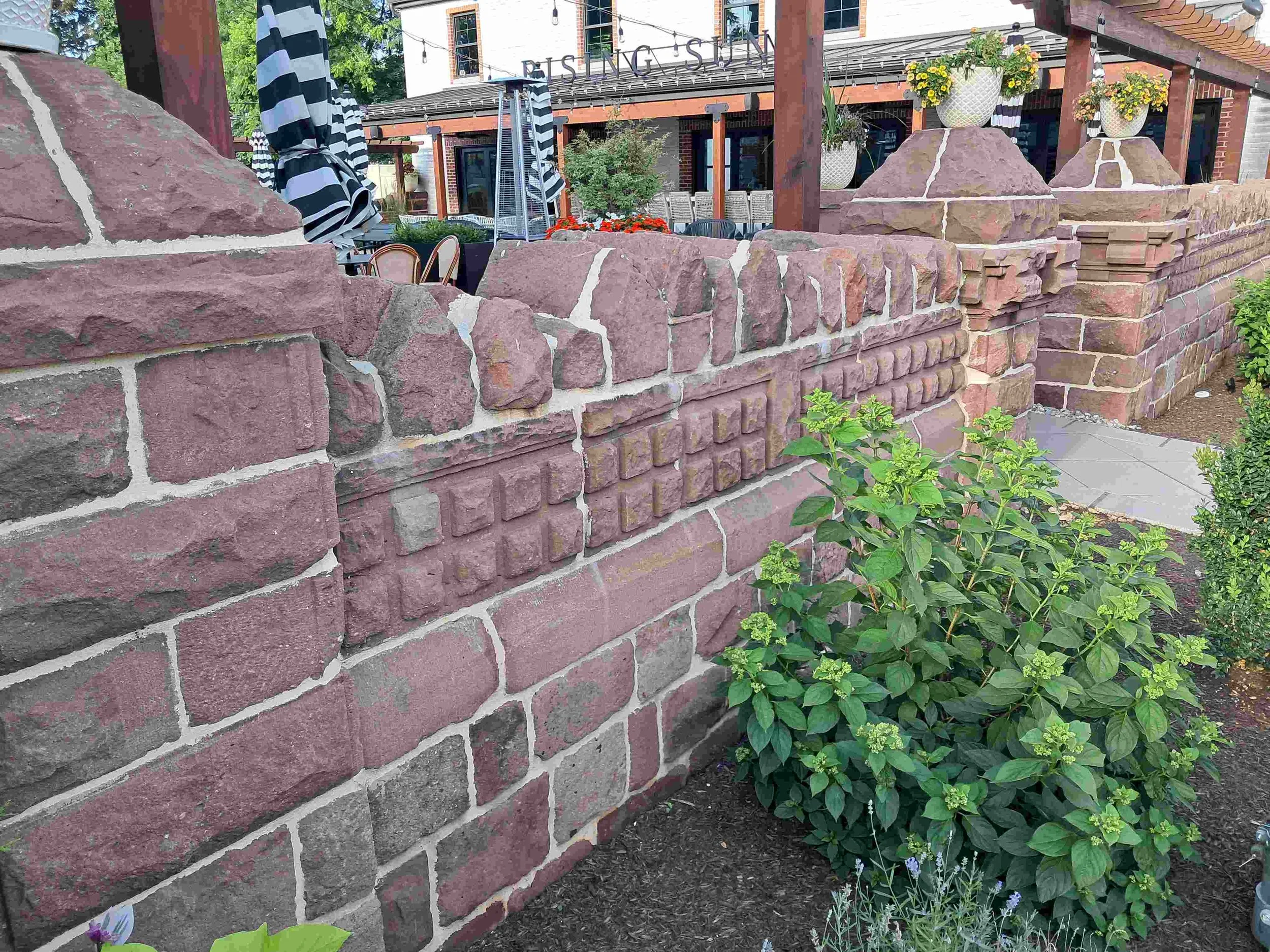 Sandstone garden wall, short wall. 
