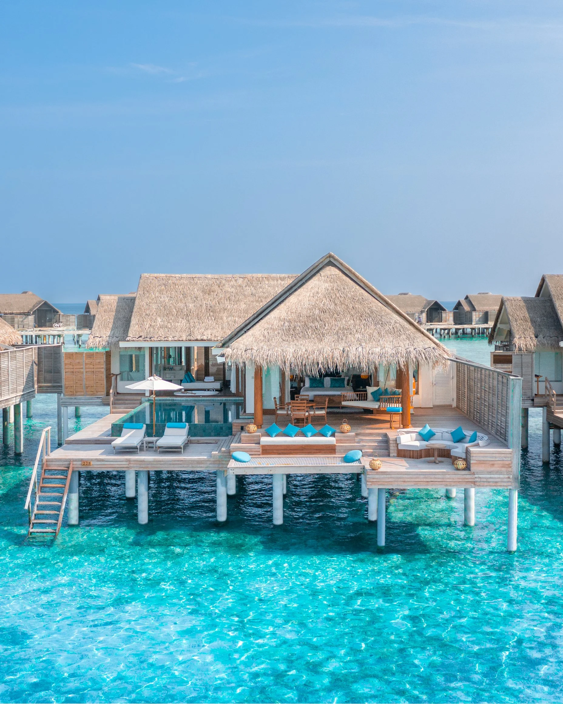 04_Brand New Overwater Pool Villas - Anantara Kihavah Maldive.jpg