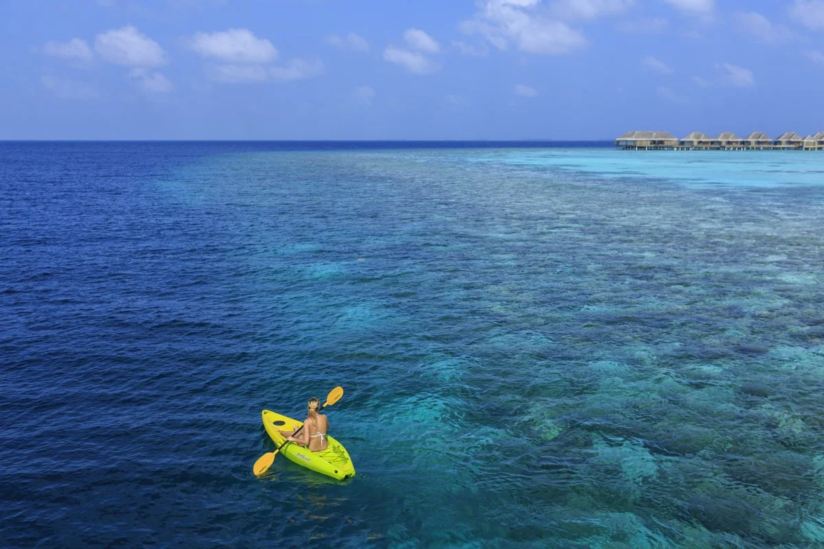 Dusit Thani Maldives - Kayak