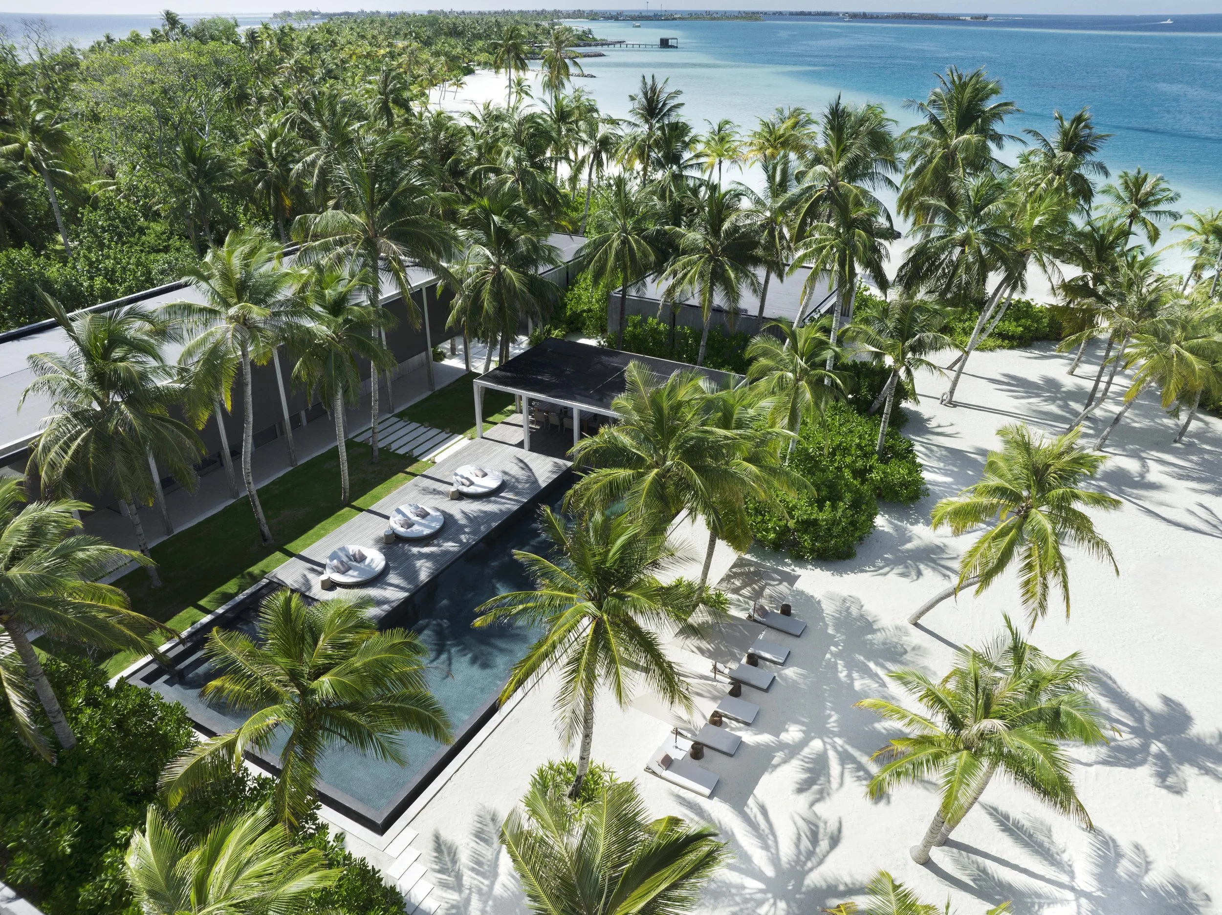Ritz-Carlton Maldives, Fari Islands Aerial View 