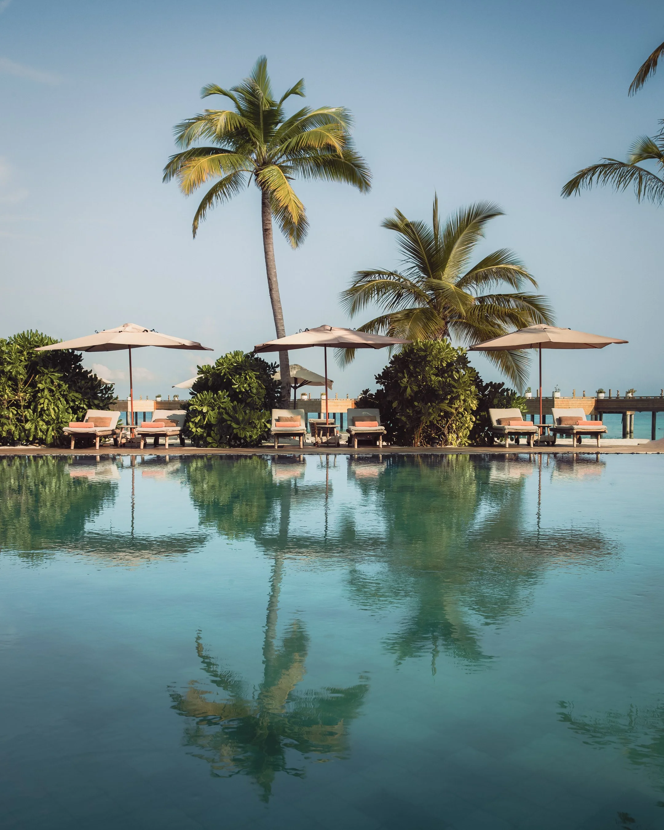 Joali Main Pool