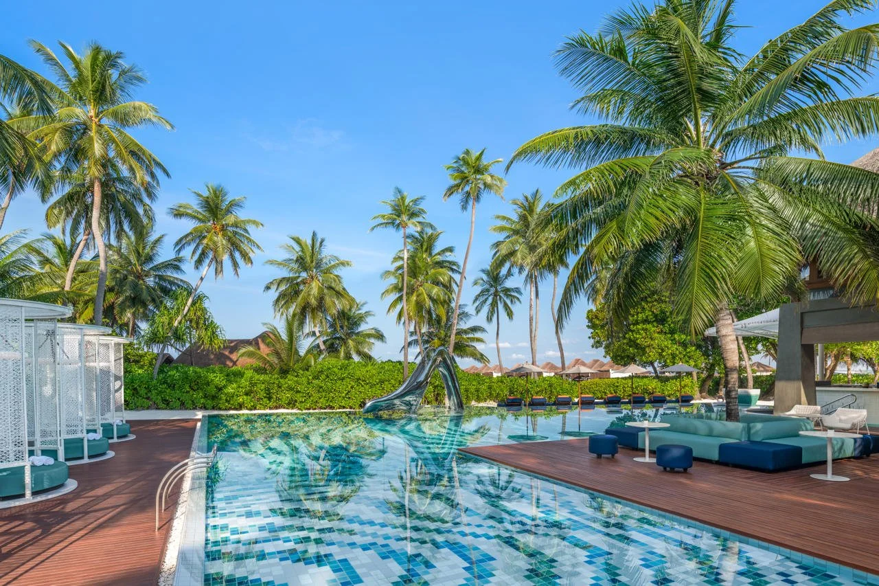 W Maldives - Wet Deck Bar