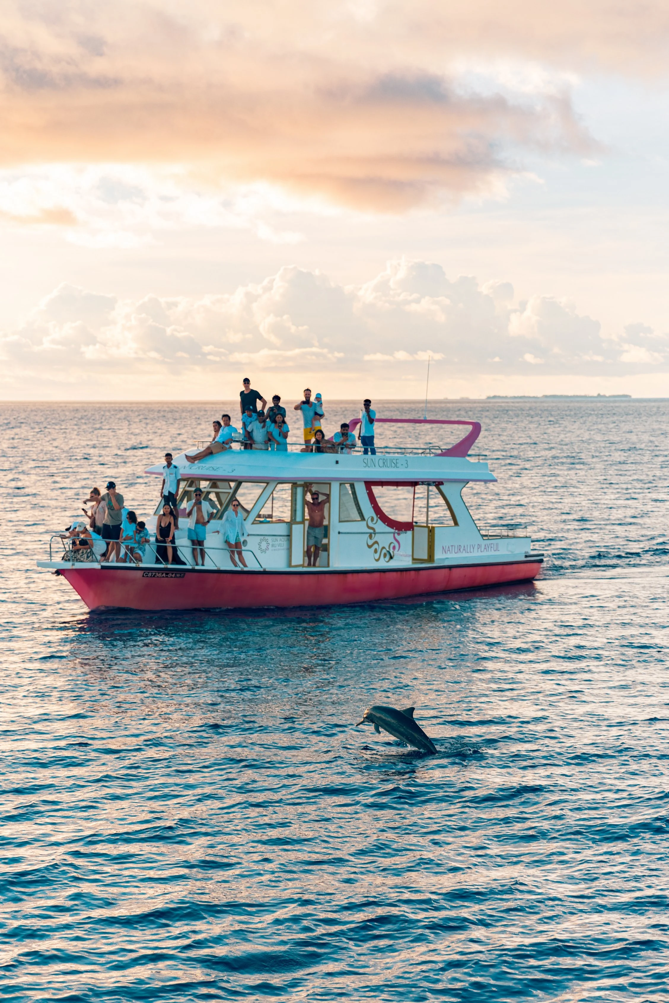 SSIV Lucky Dolphin Sunset Cruise3.JPG