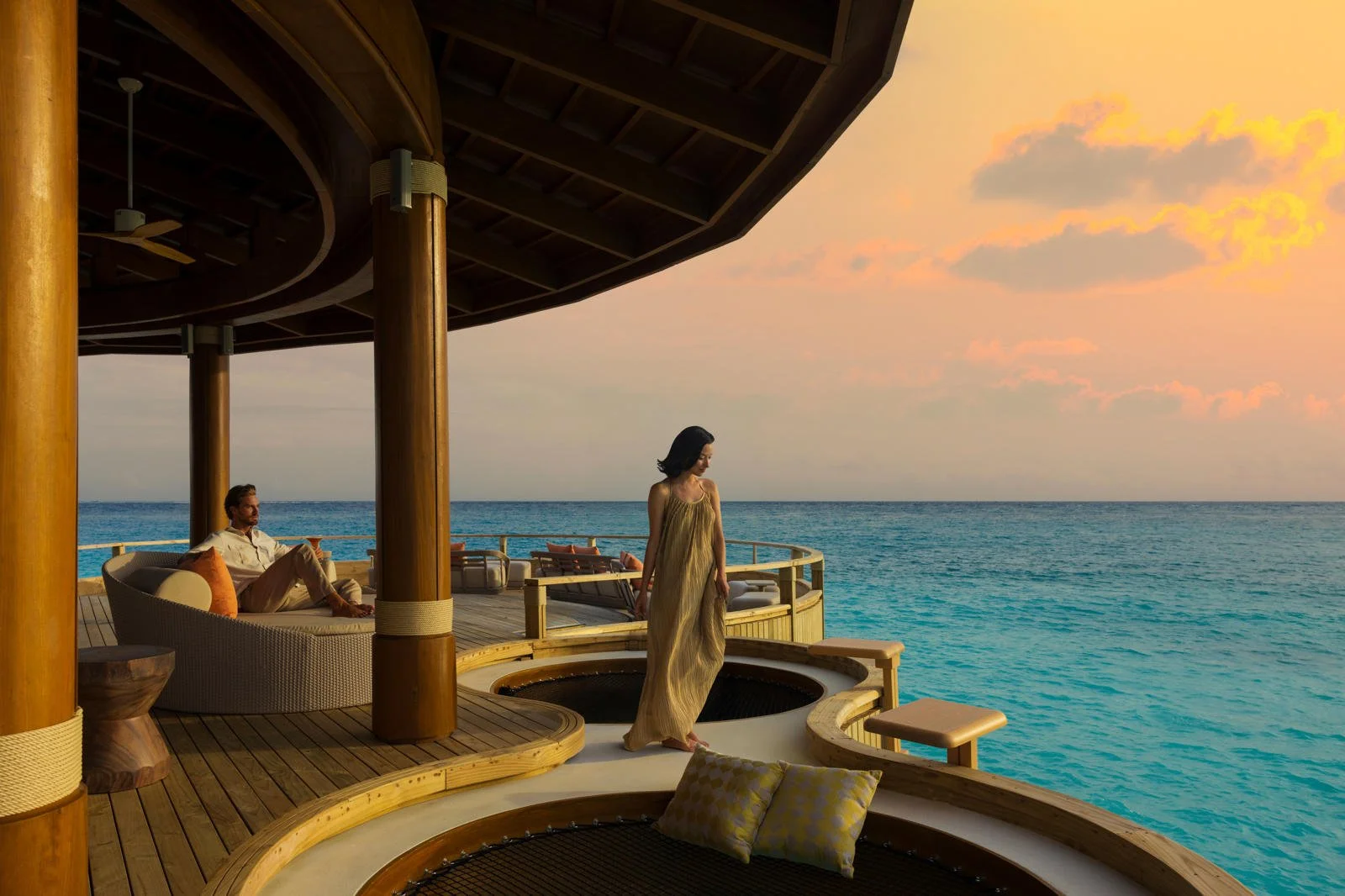 Centara Grand Lagoon - Sunset Social