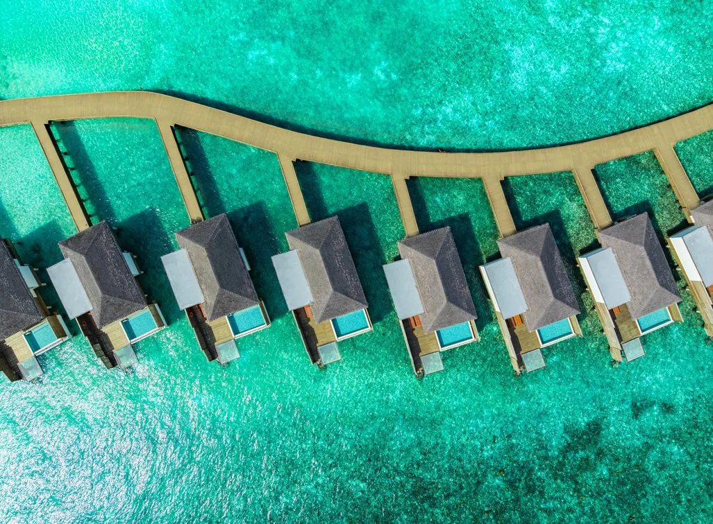 dusitd2-feydhoo-maldives-accommodation-overwater-pool-villa-exterior-overview-3-1027x756.jpg