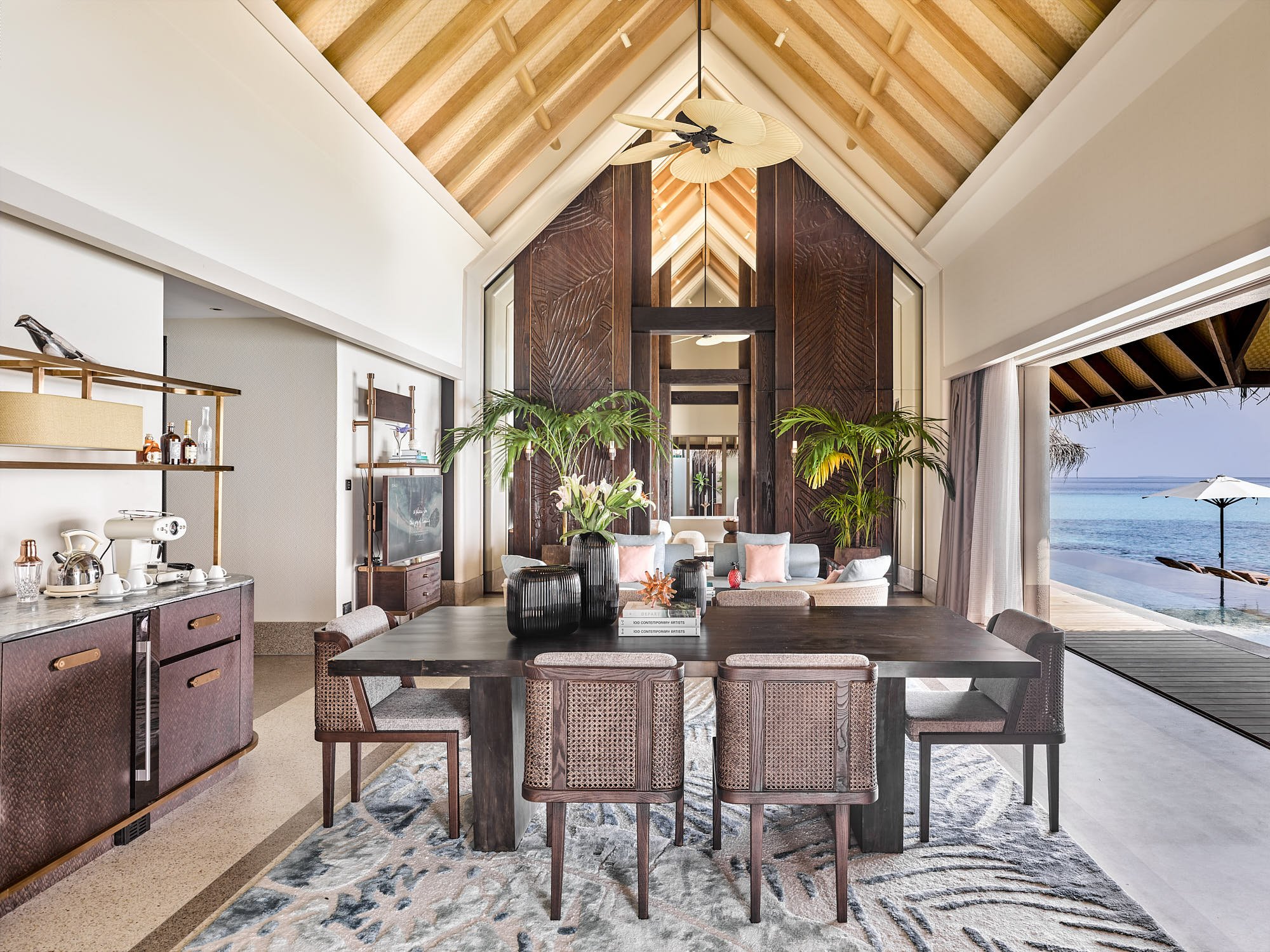 Three Bedroom Ocean Residence with 2 Pools - Indoor