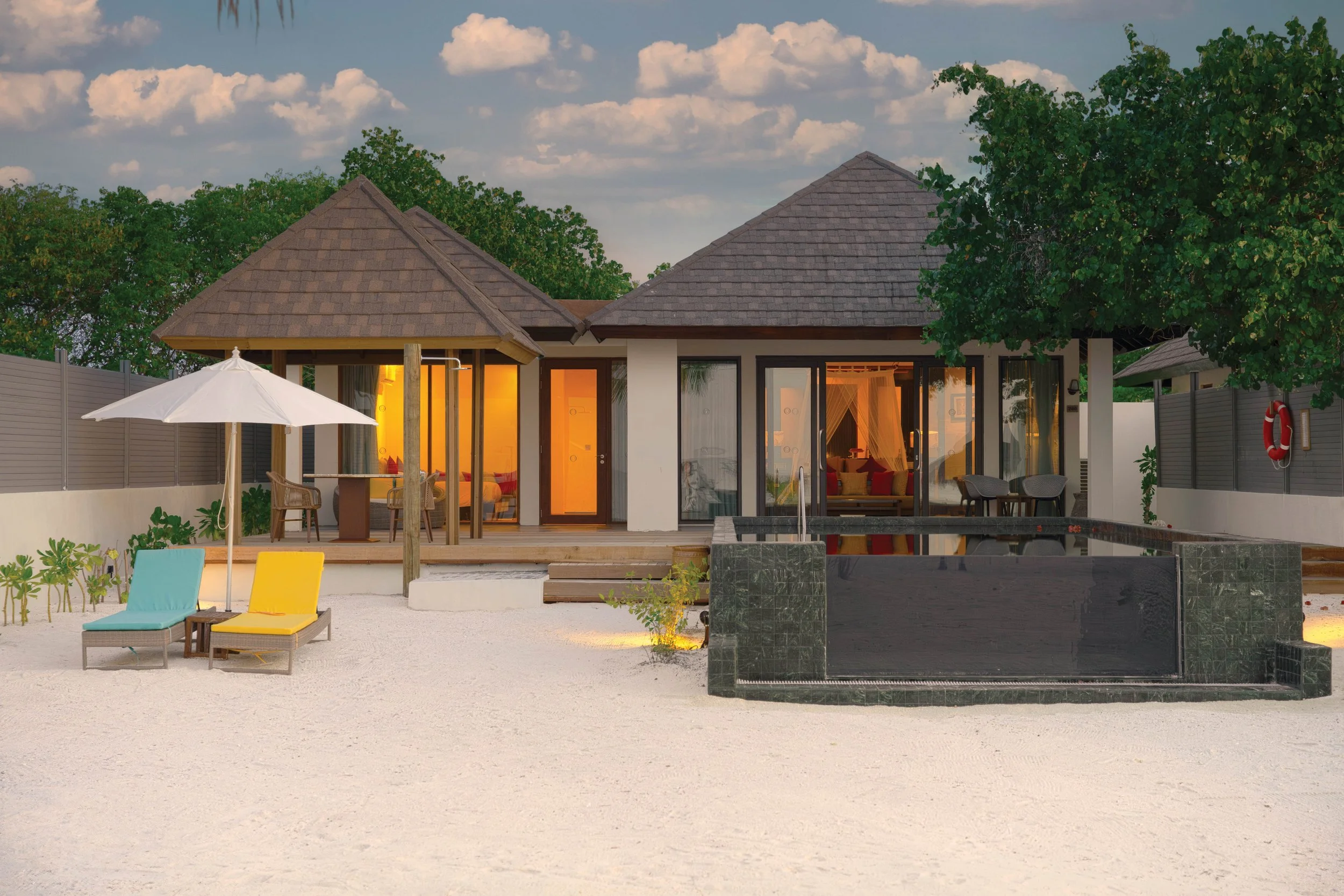 Atmosphere Kanifushi - Two-Bedroom Sunset Family Villa with Pool Exterior
