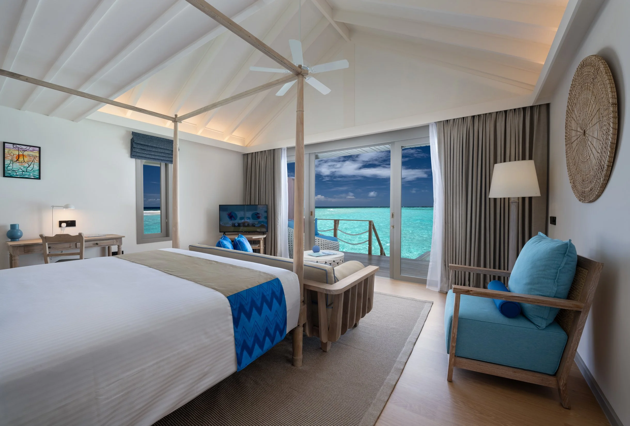 Cora Cora - Lagoon Villa Interior