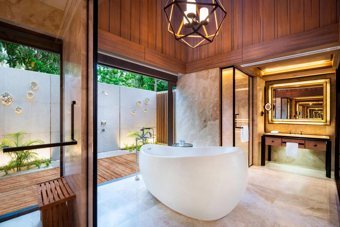 The St. Regis Maldives Vommuli - Garden Villa with Pool Bath