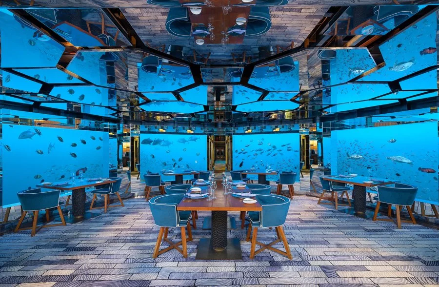 Anantara Kihavah - SEA Underwater Restaurant-900x588.jpg