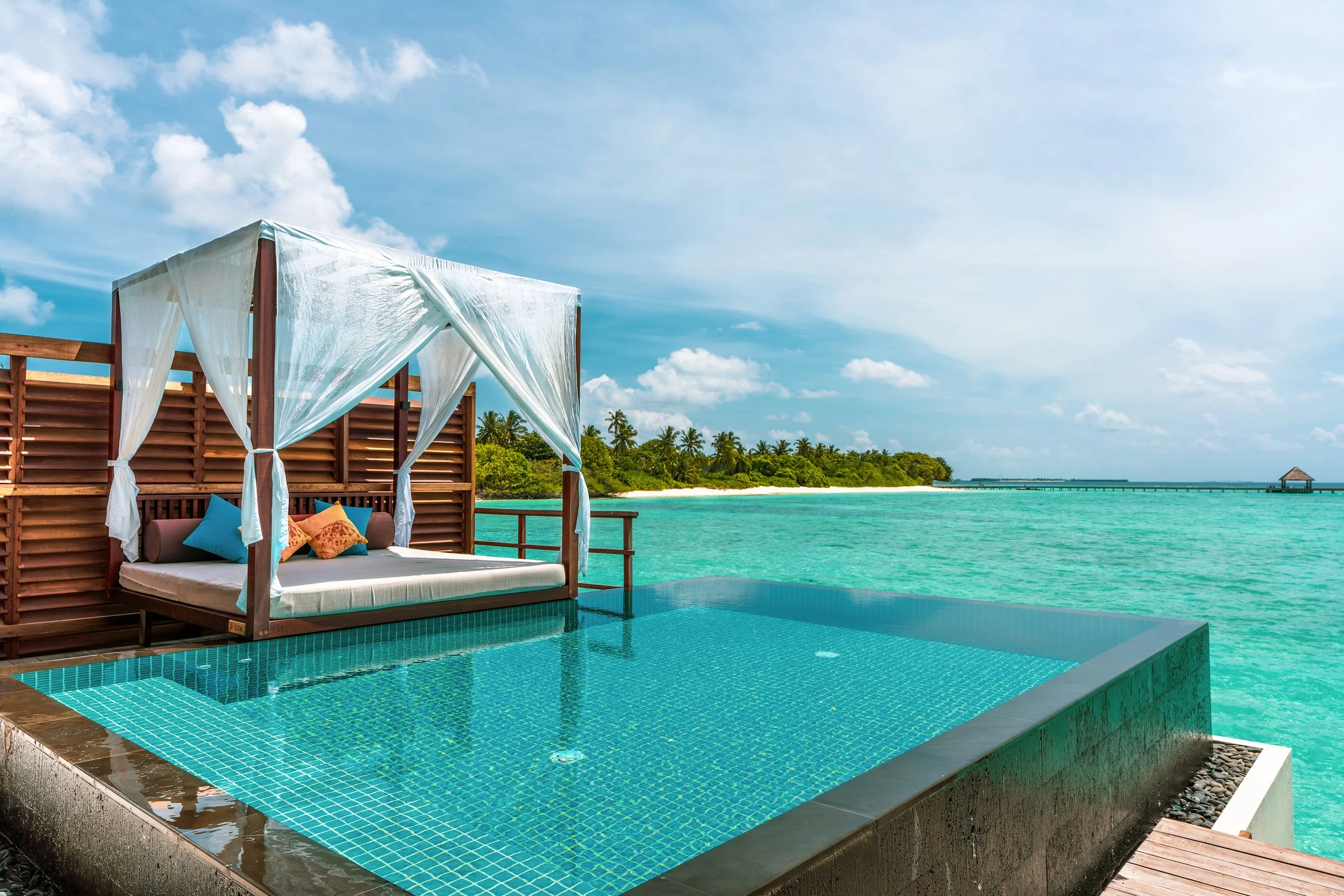 Furaveri - Ocean Pool Villa Pool