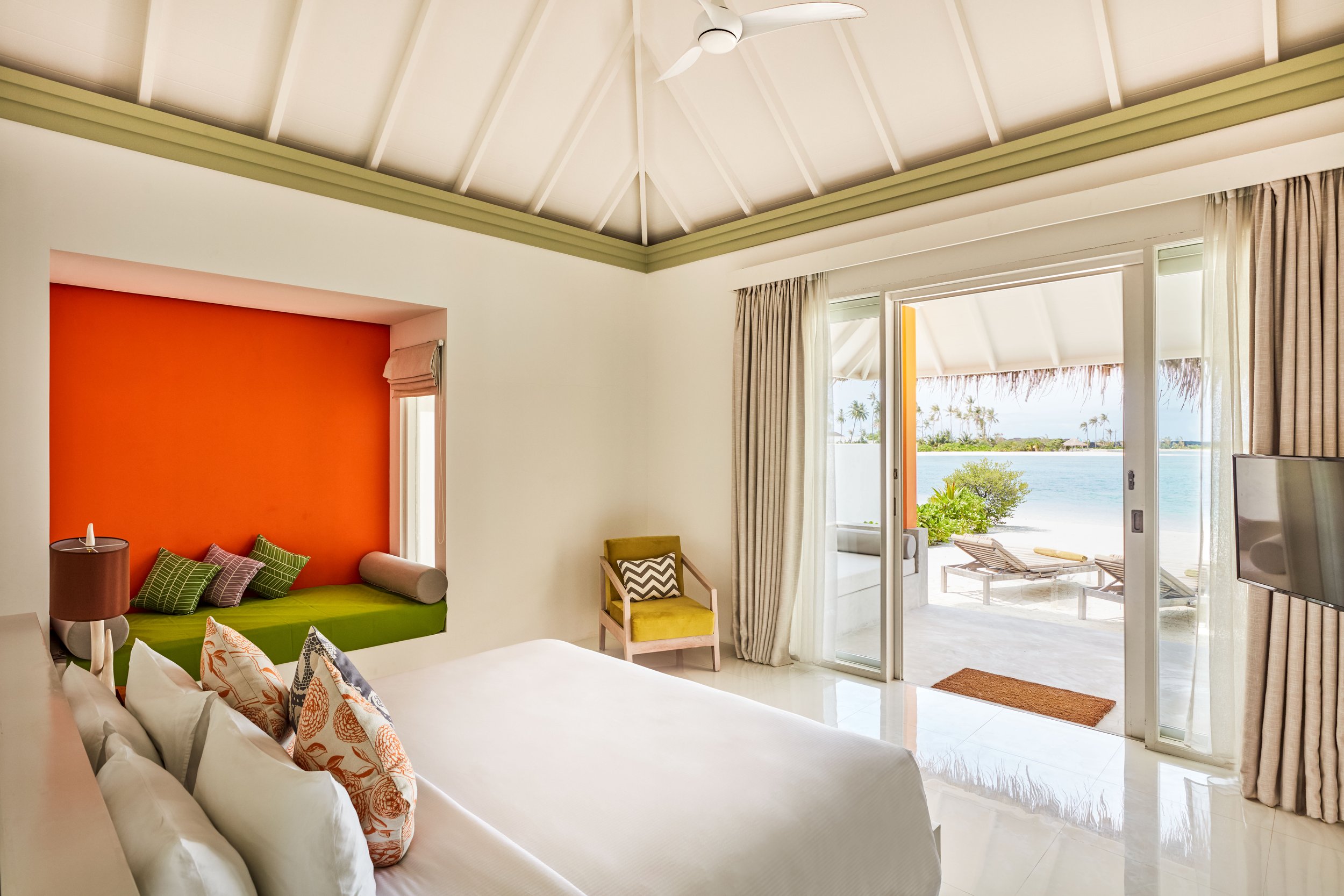 Olhuveli_BeachVilla_0044-Edit_page_01.jpg