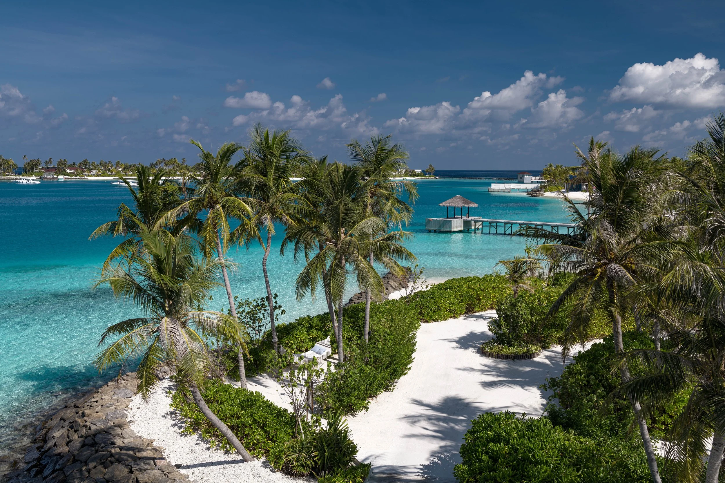 OBLU SELECT Lobigili - Full Island Aerial - 12.jpg