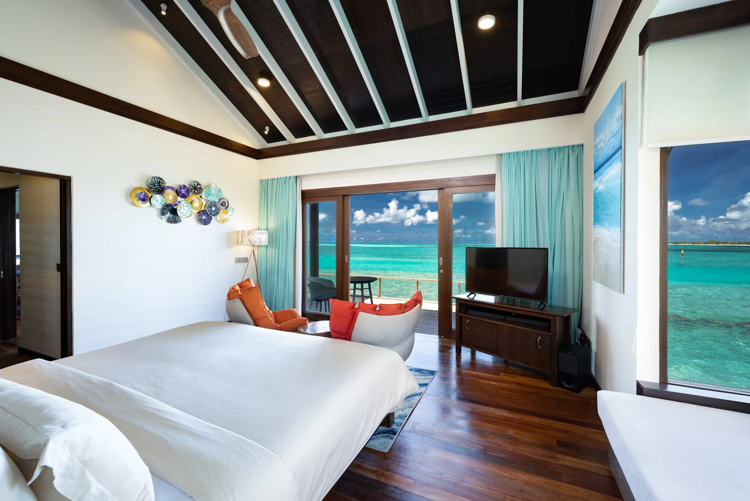 Atmosphere Kanifushi - Water Villas Interior