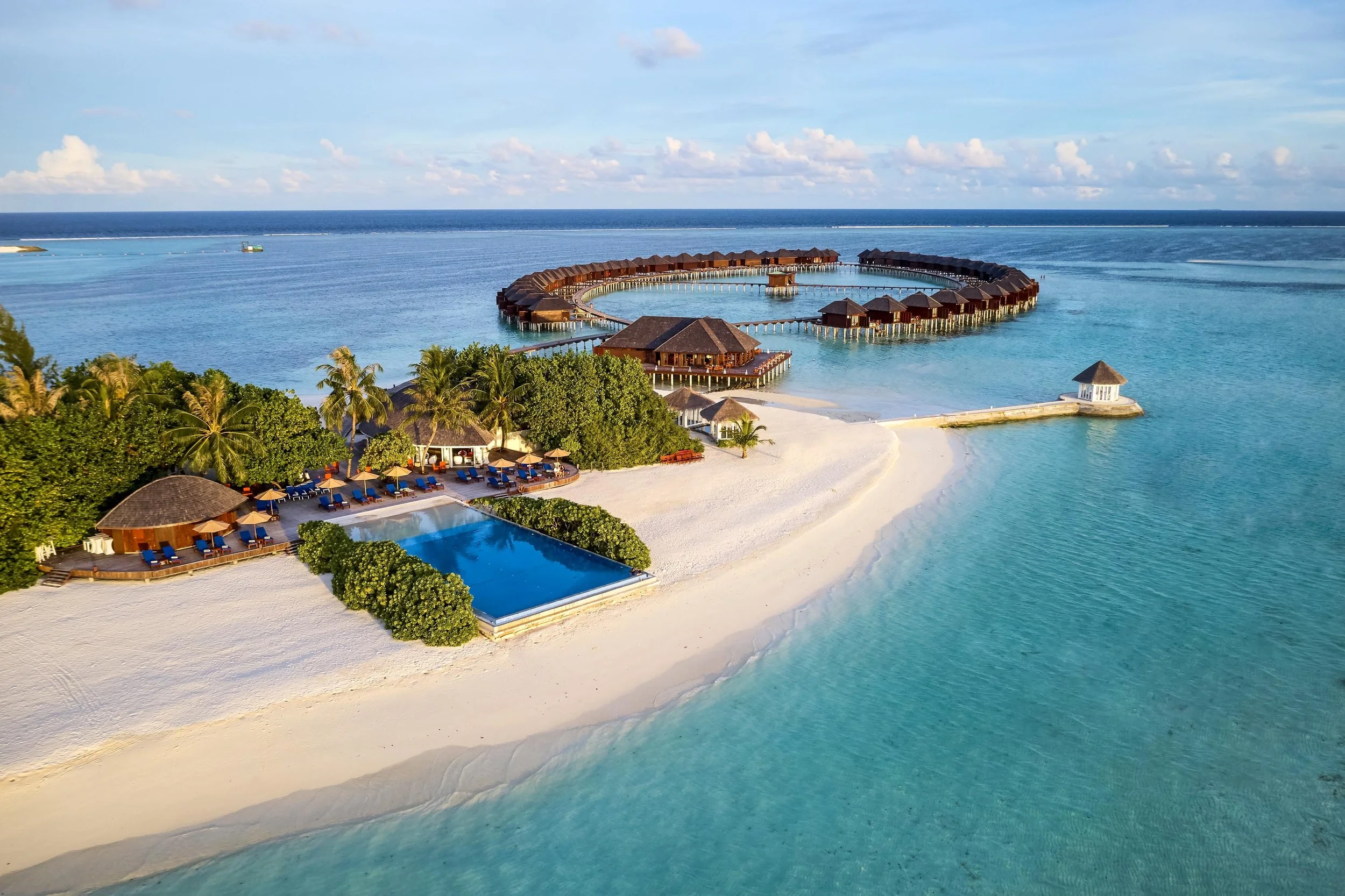 Olhuveli_Drone_0377-Edit.jpg