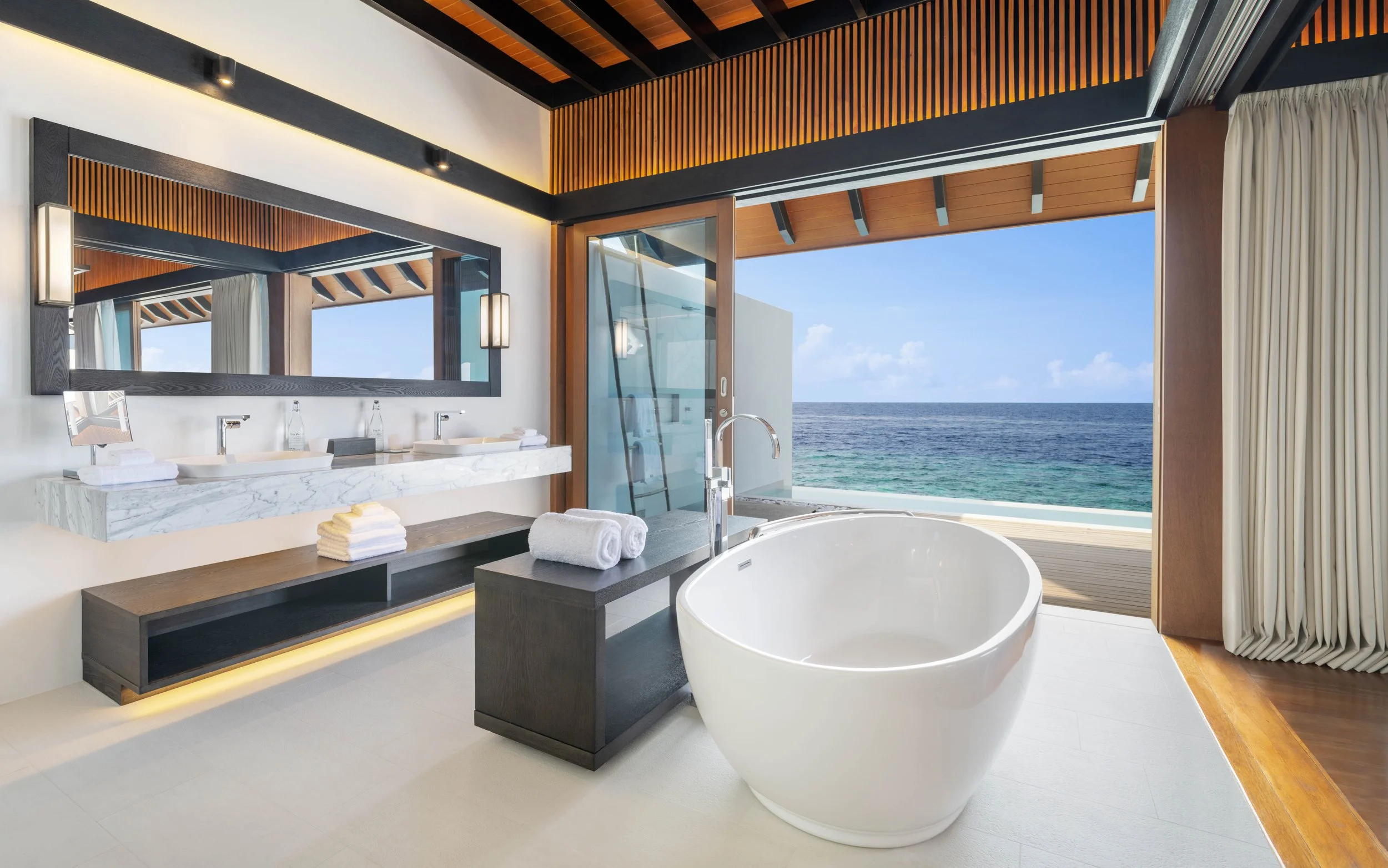 Westin Maldives - Overwater Villa Pool Bathroom 01.jpg