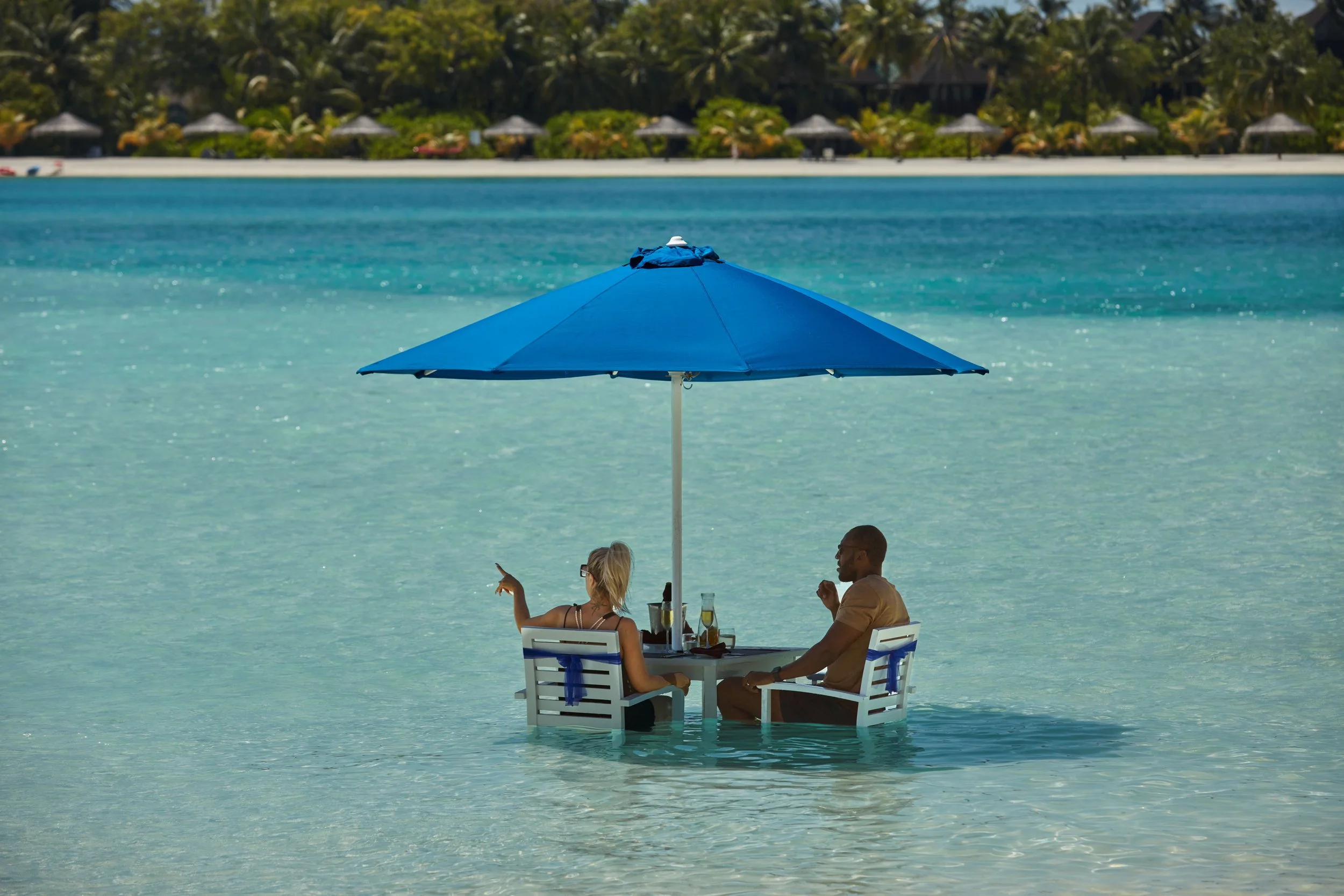 SunSiyam_Ov_Lagoon_Dining_0012.jpg