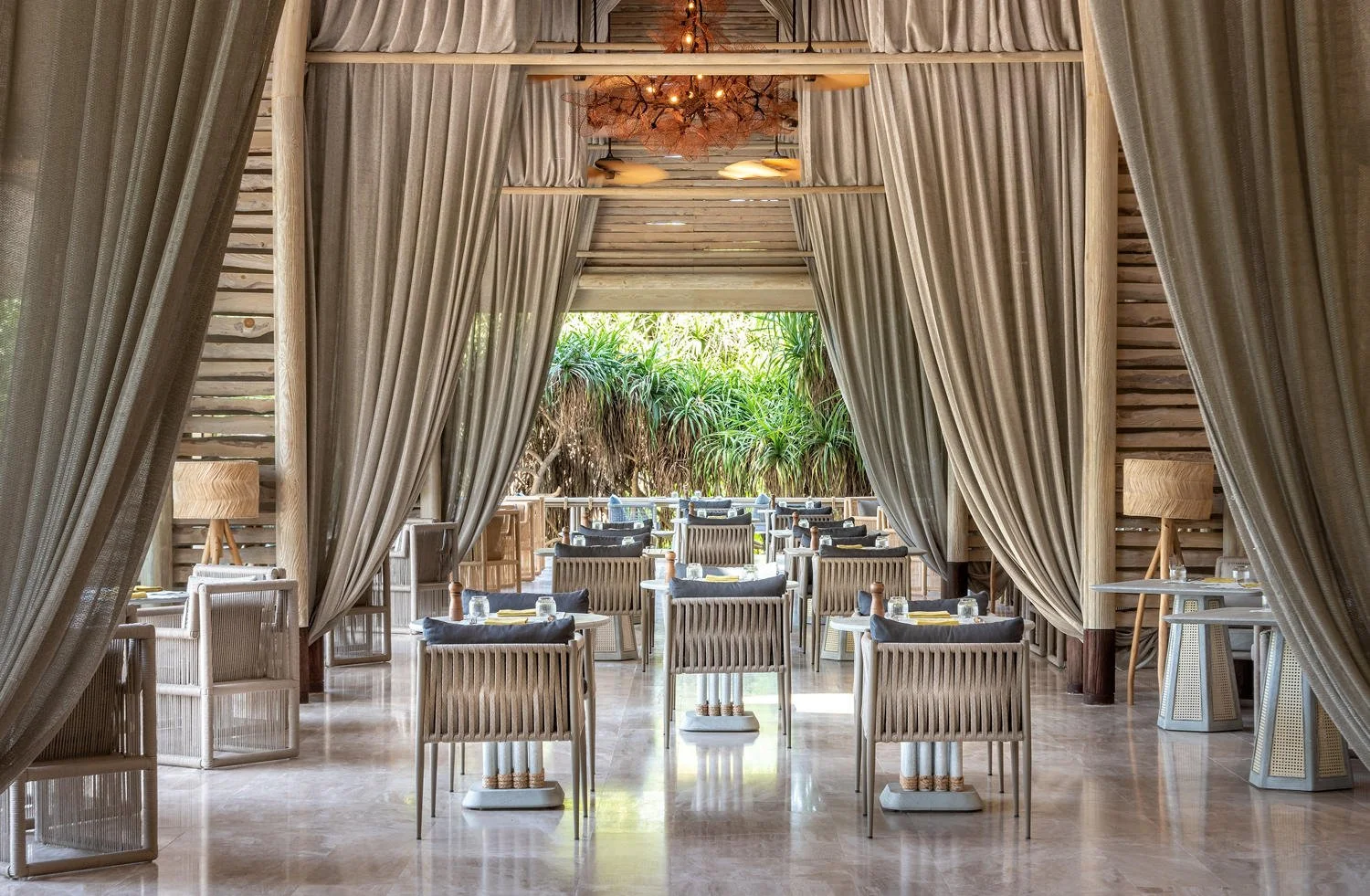 Flow - International Cuisine