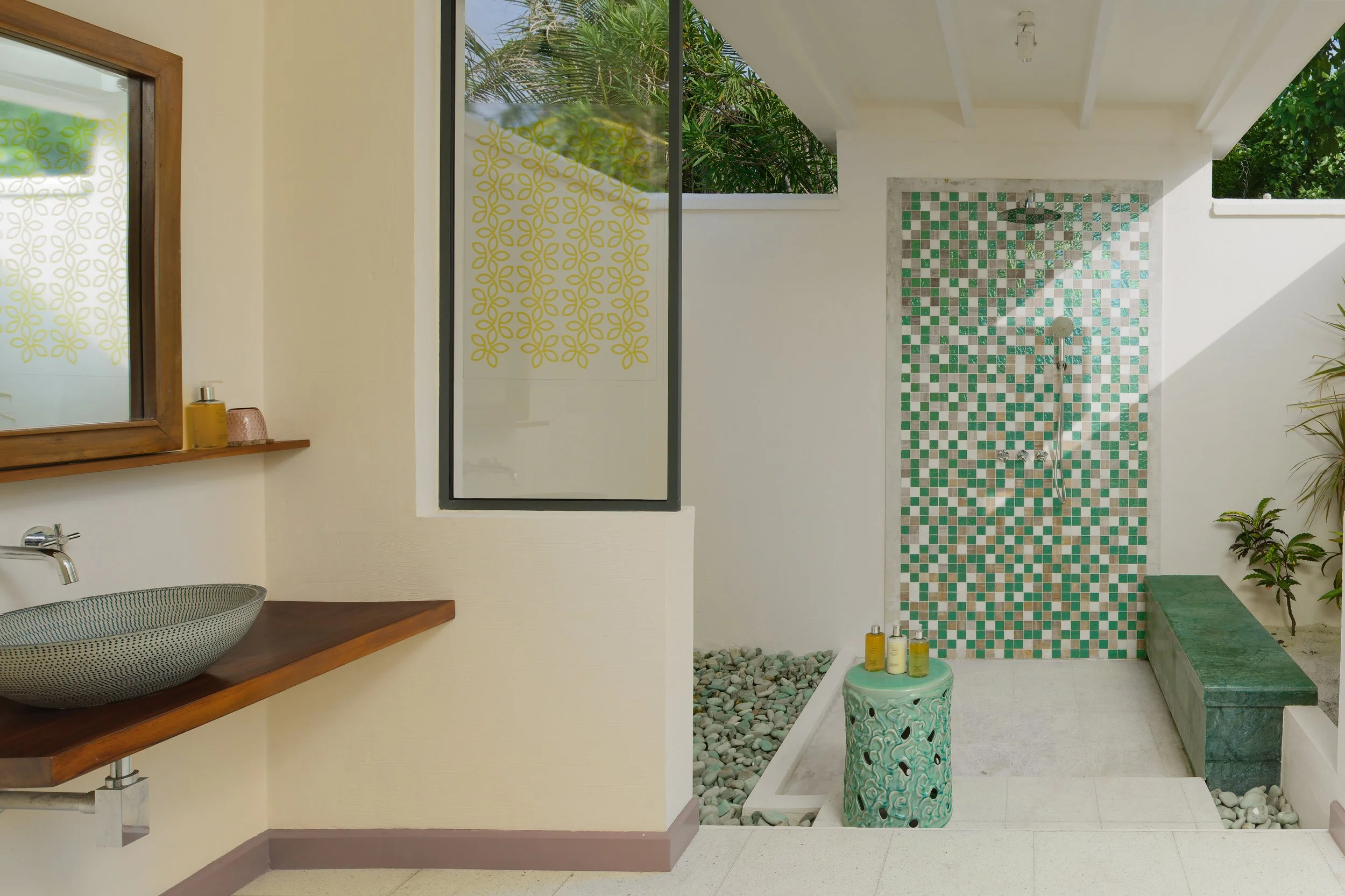 OBLU NATURE Helengeli by SENTIDO - Lagoon Villas - Bathroom.jpg