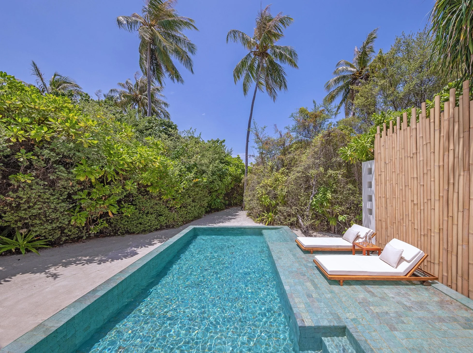 Anantara Kihavah Beach Pool Villas  Swimming Pool-1956x1460.jpg