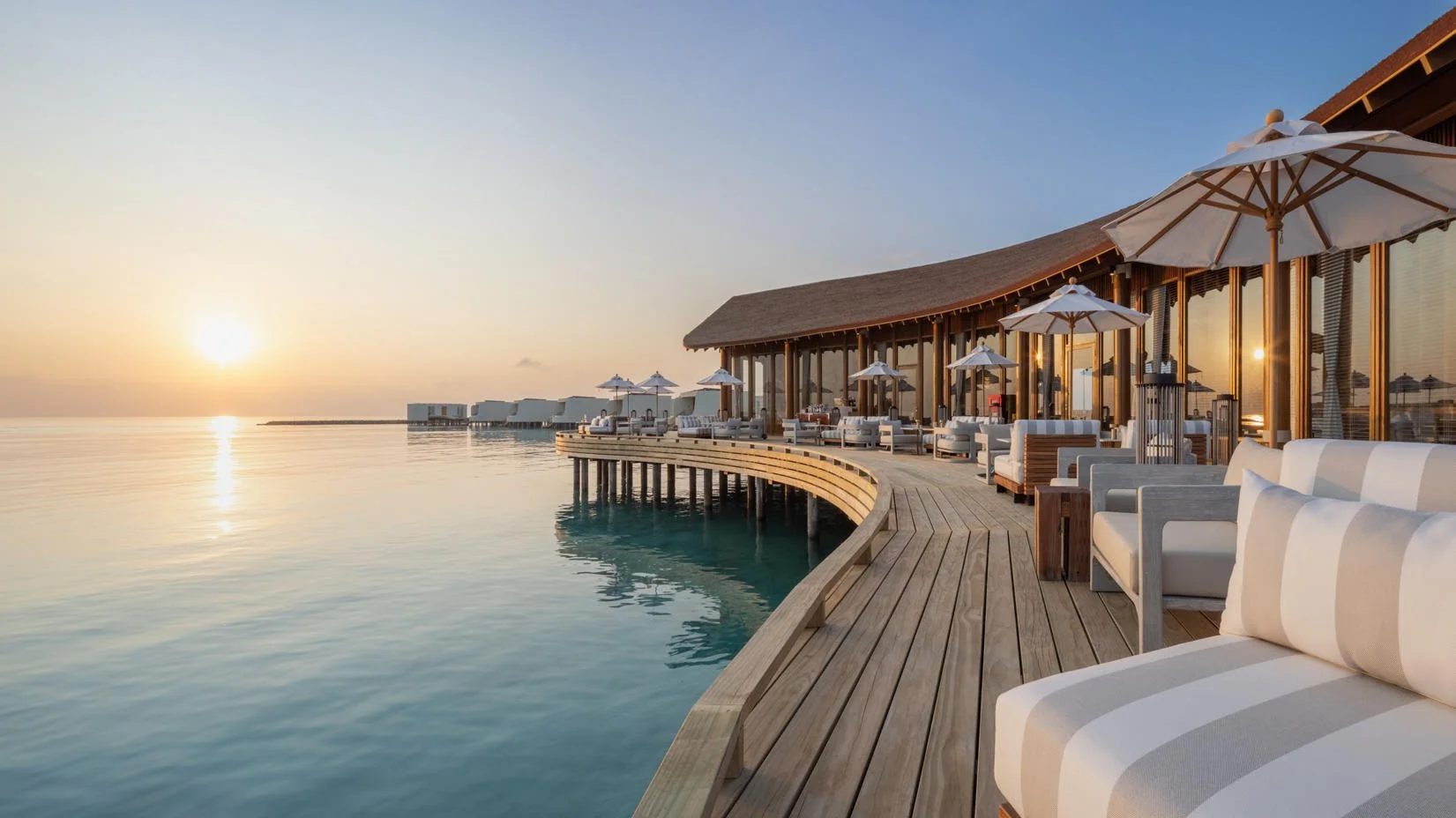 Centara Grand Lagoon - The Club