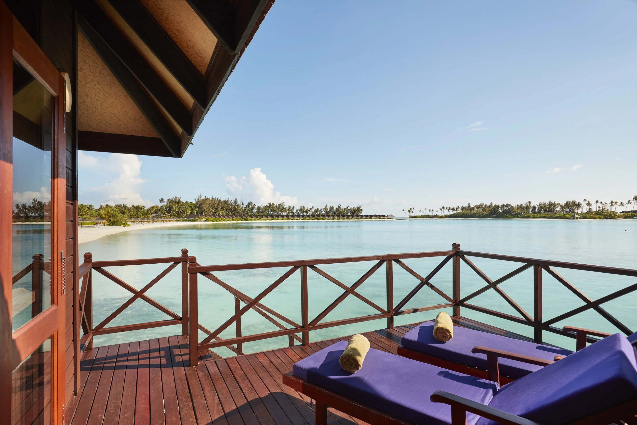 Olhuveli-Water-Villa-Deck-1.jpg