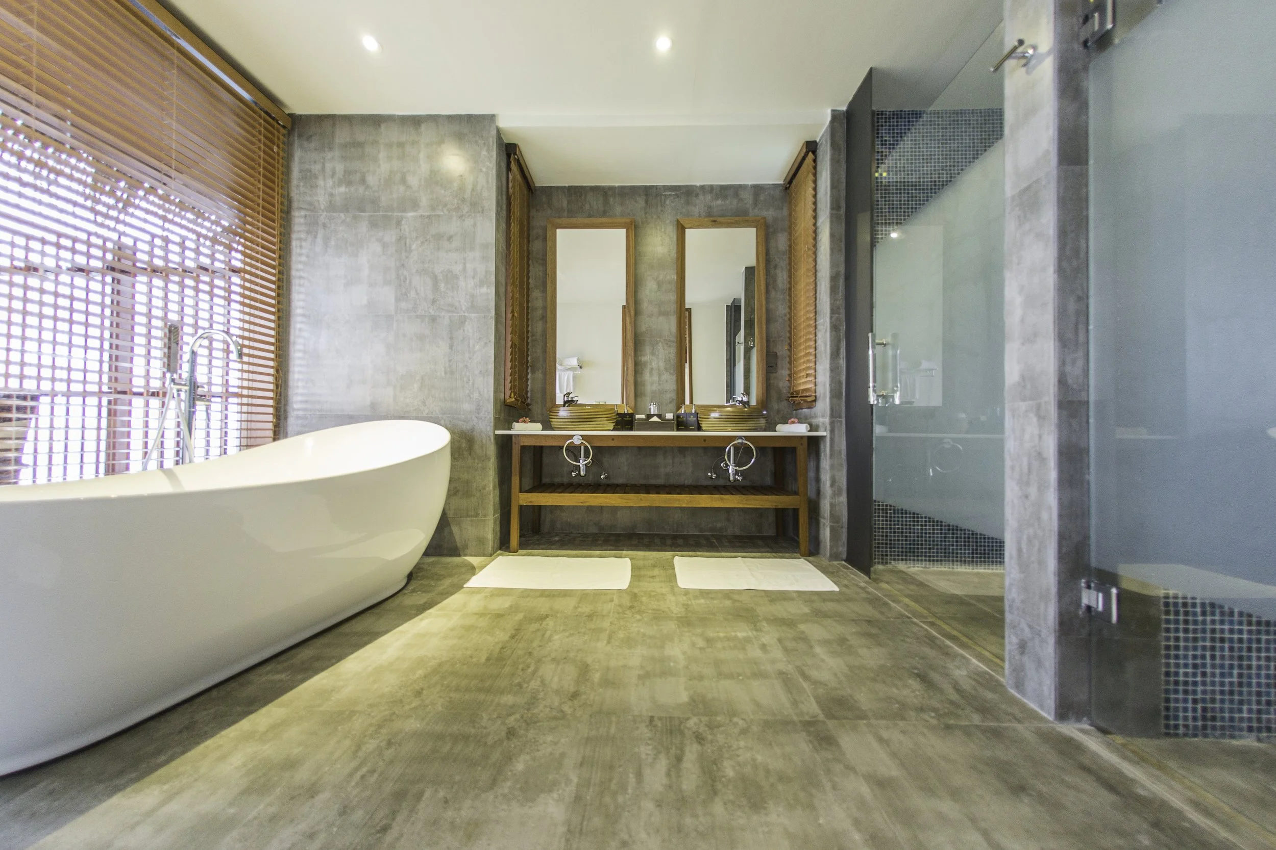 Furaveri - Ocean Villa Horizon Bathroom