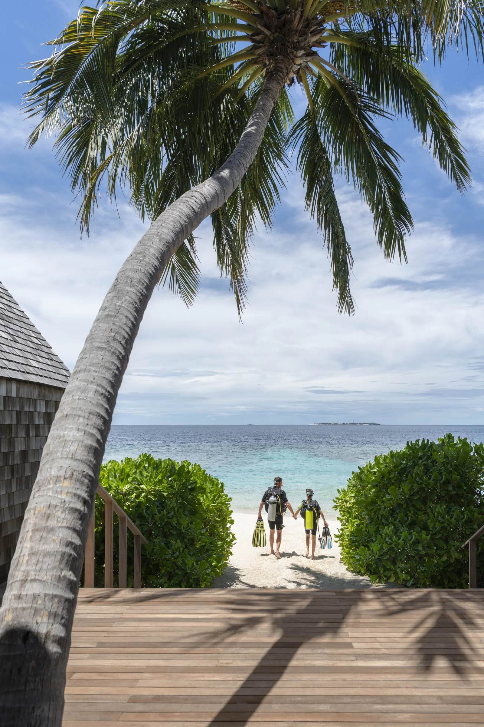 The St. Regis Maldives Vommuli - Diving