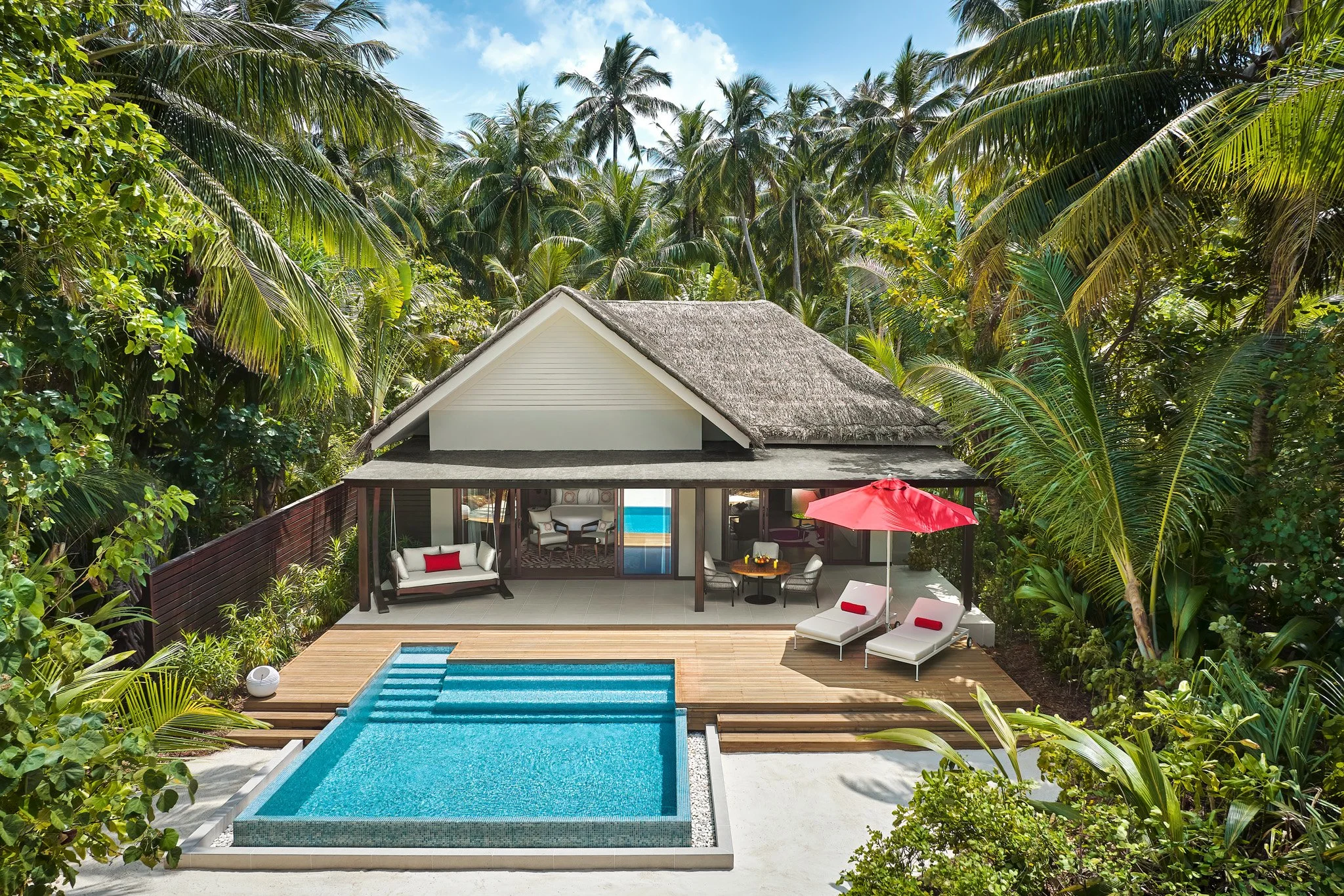 Niyama Private Islands - Deluxe Family Beach Pool Villa