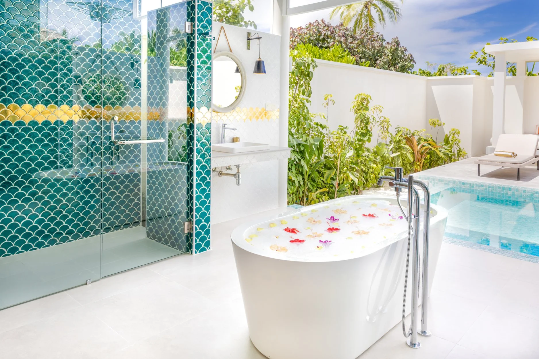 Grand Beach Villa with Pool _ 04.jpg