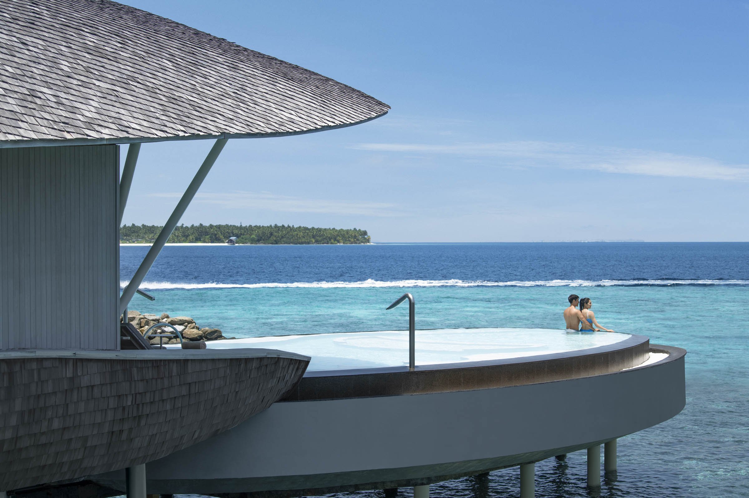 The St. Regis Maldives Vommuli - Blue Hole Hydrotherapy 