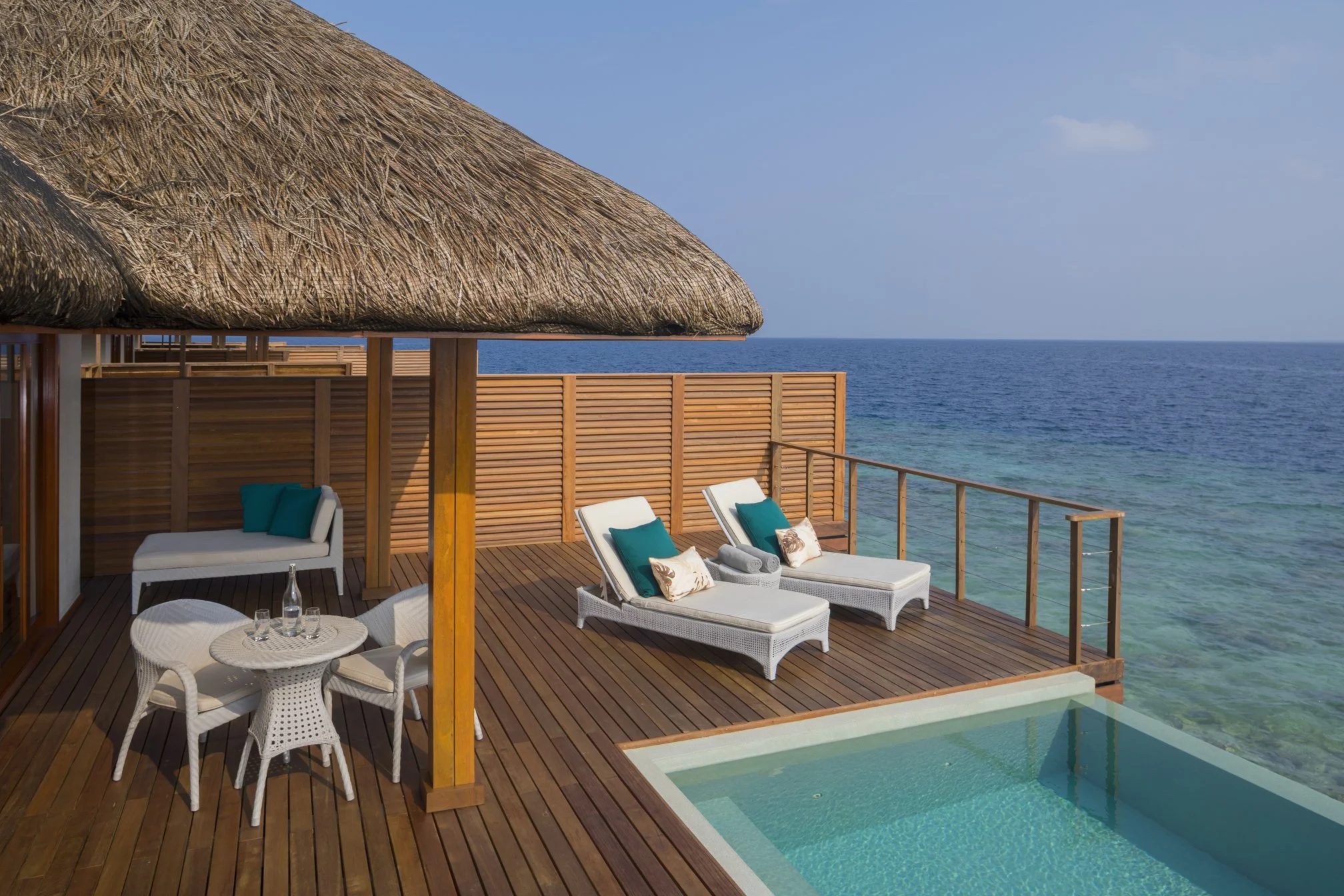Dusit Thani Maldives - Overwater Pool Villa