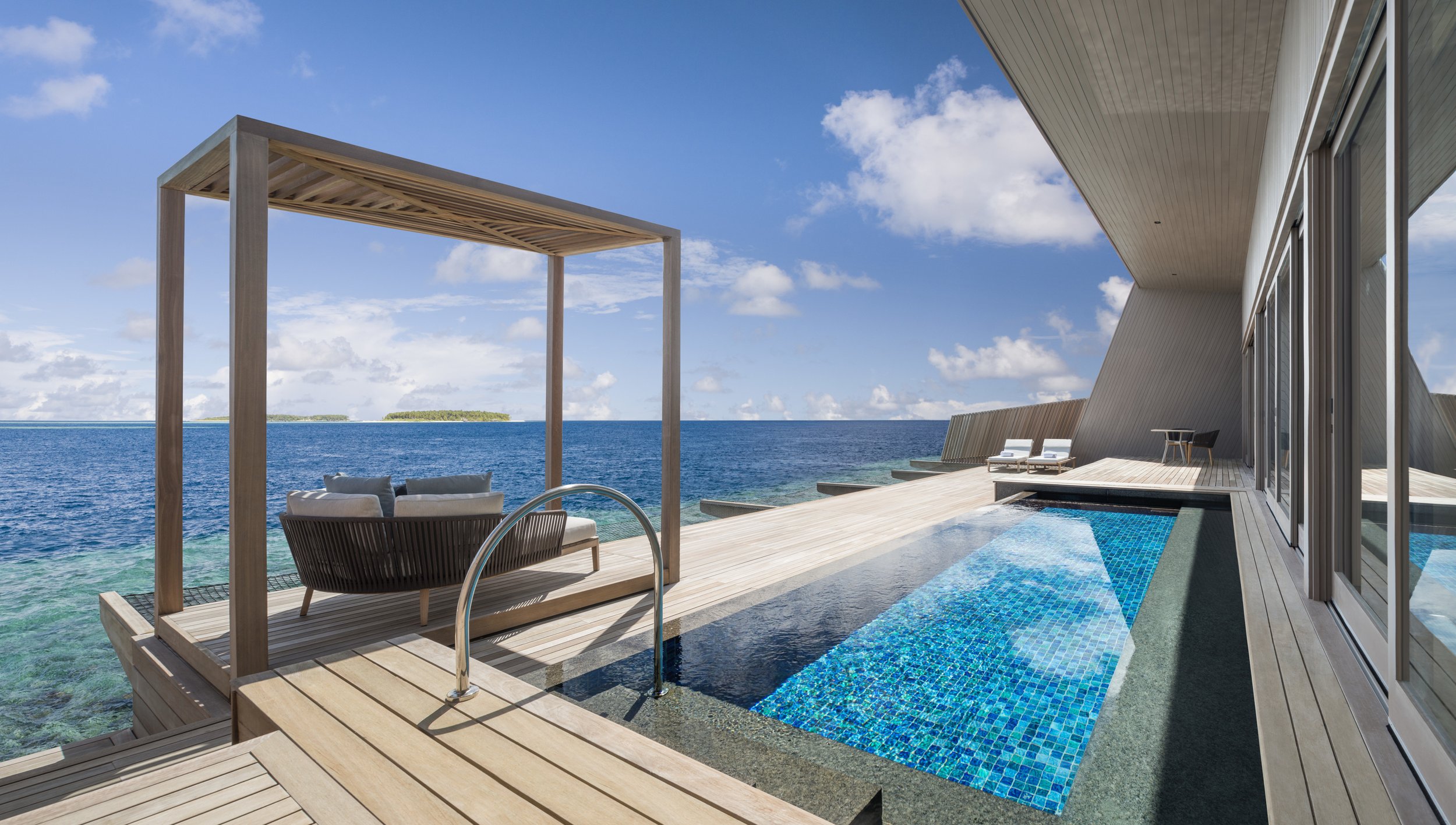 The St. Regis Maldives Vommuli - Overwater St. Regis Suite with Pool Outdoor