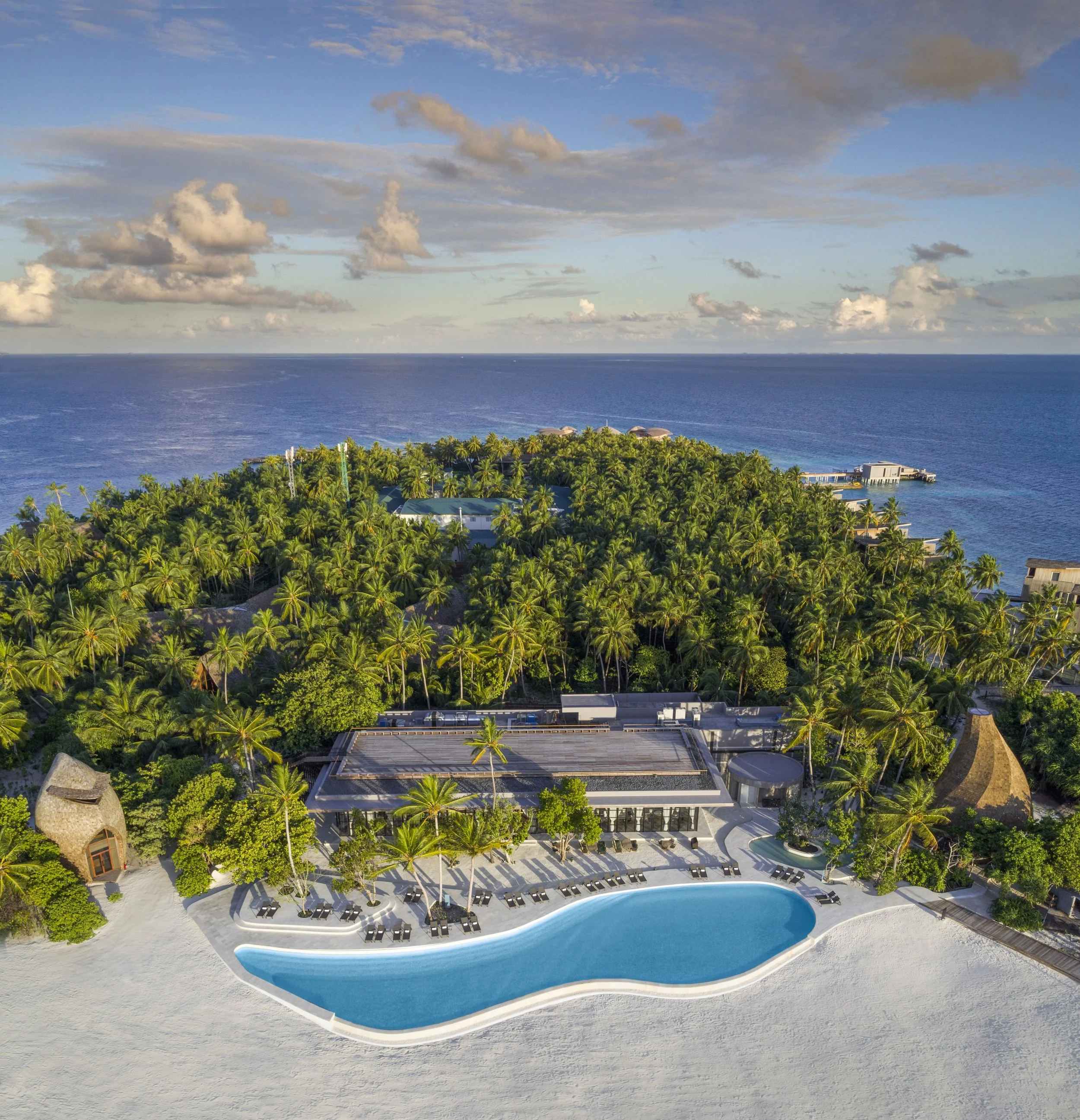 The St. Regis Maldives Vommuli - Alba & Pool View