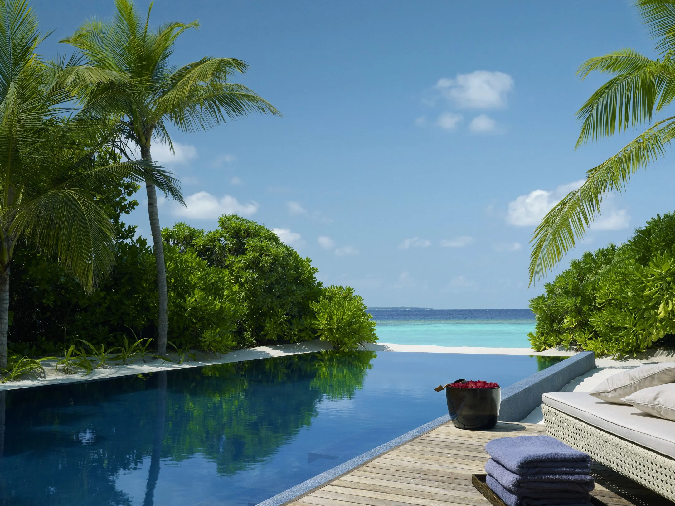 Dusit Thani Maldives - Two Bedrooms Beach Pool Residence