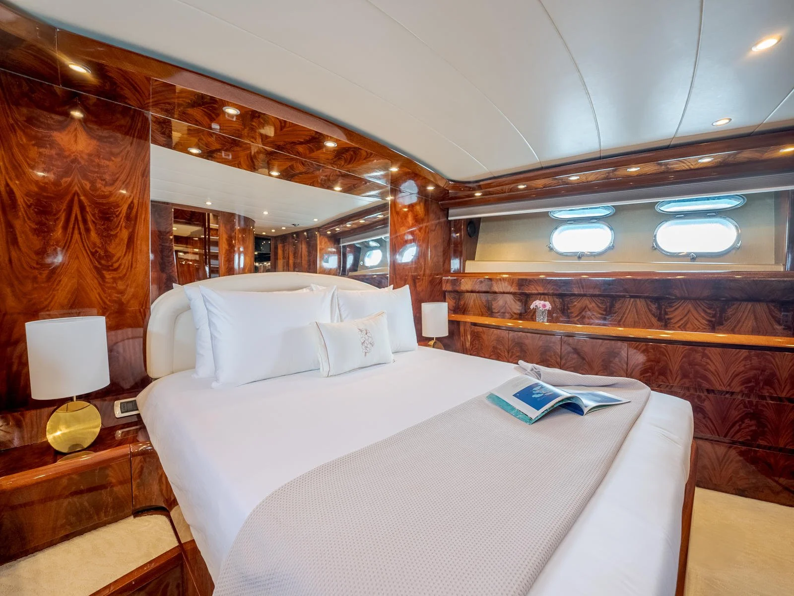 JOALI YACHT