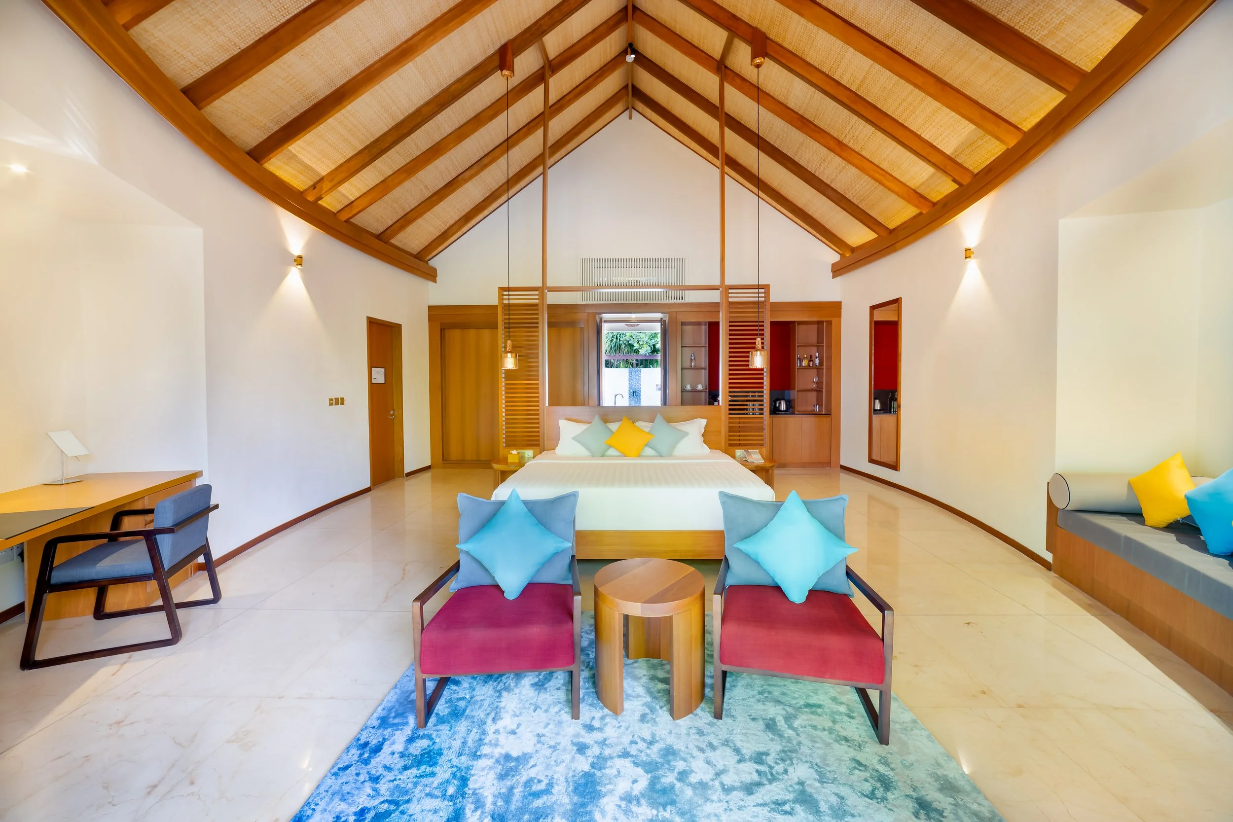 Furaveri - Beach Pool Villa with Jacuzzi Interior