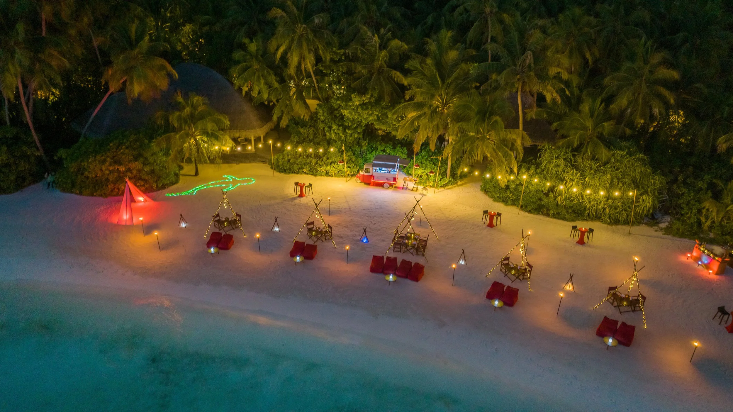 Niyama Private Island - Street Food on Beach