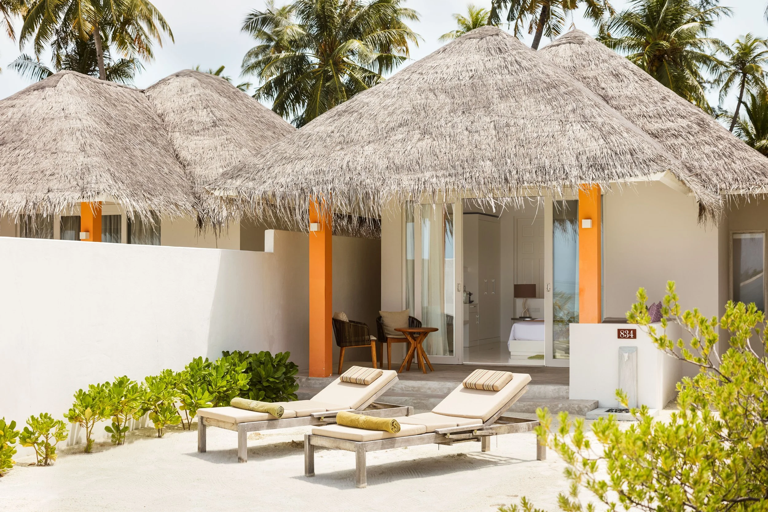 Olhuveli_BeachVilla_0083-Edit_page_01.jpg
